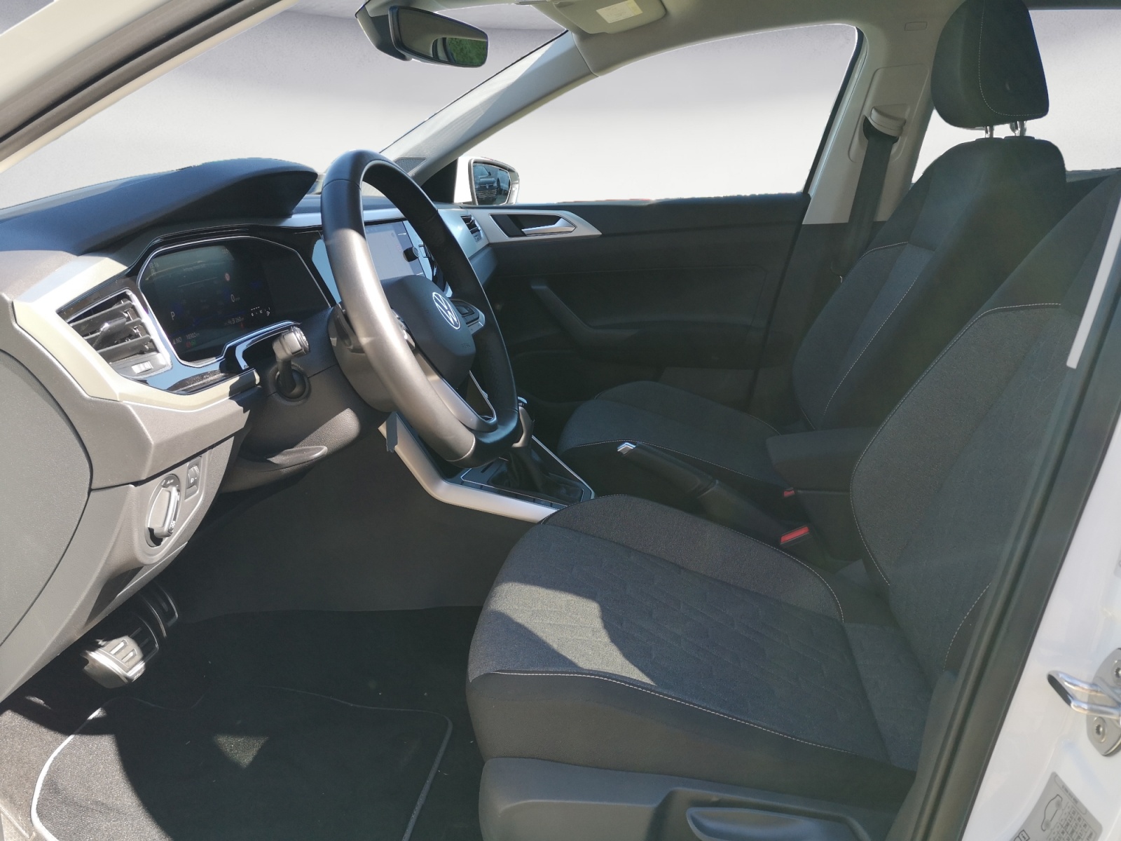 Volkswagen - Polo 1.0 TSI Move DSG