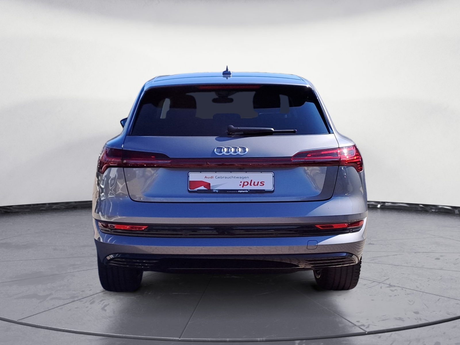 Audi - e-tron 55