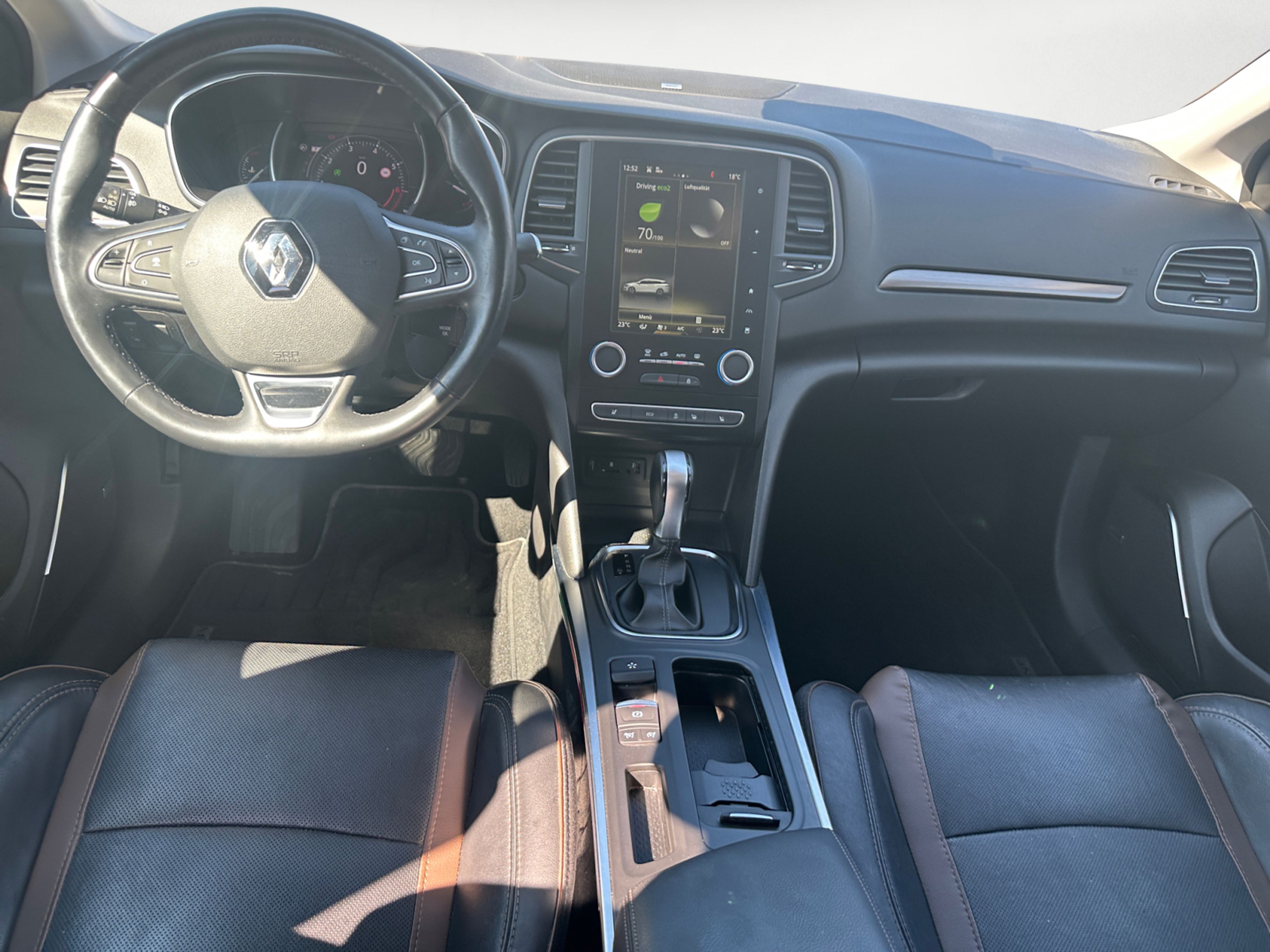 Renault - Megane Grandtour ENERGY TCe 165 EDC SYMPHONY
