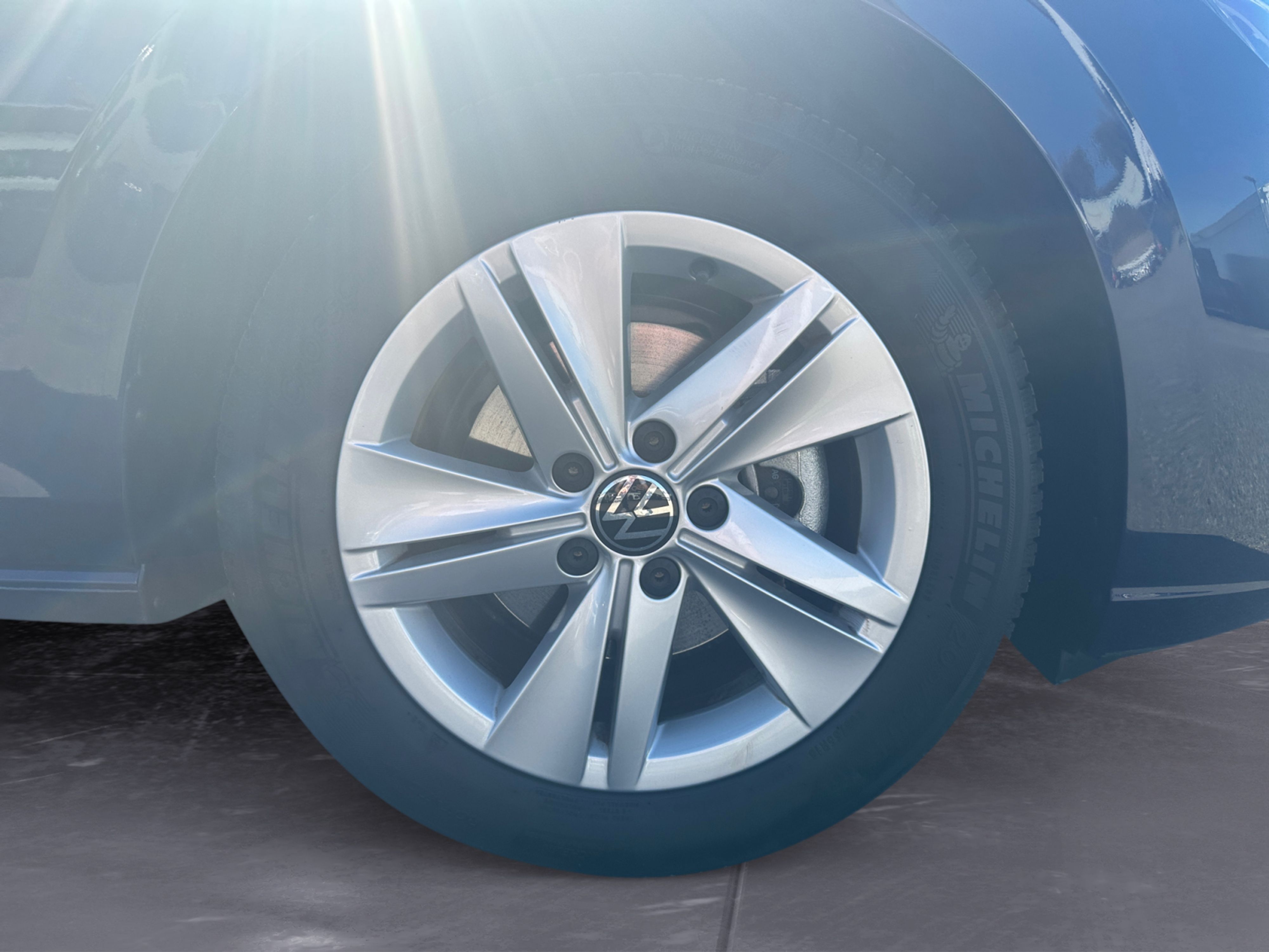 Volkswagen - Golf 1.5 eTSI OPF DSG Life