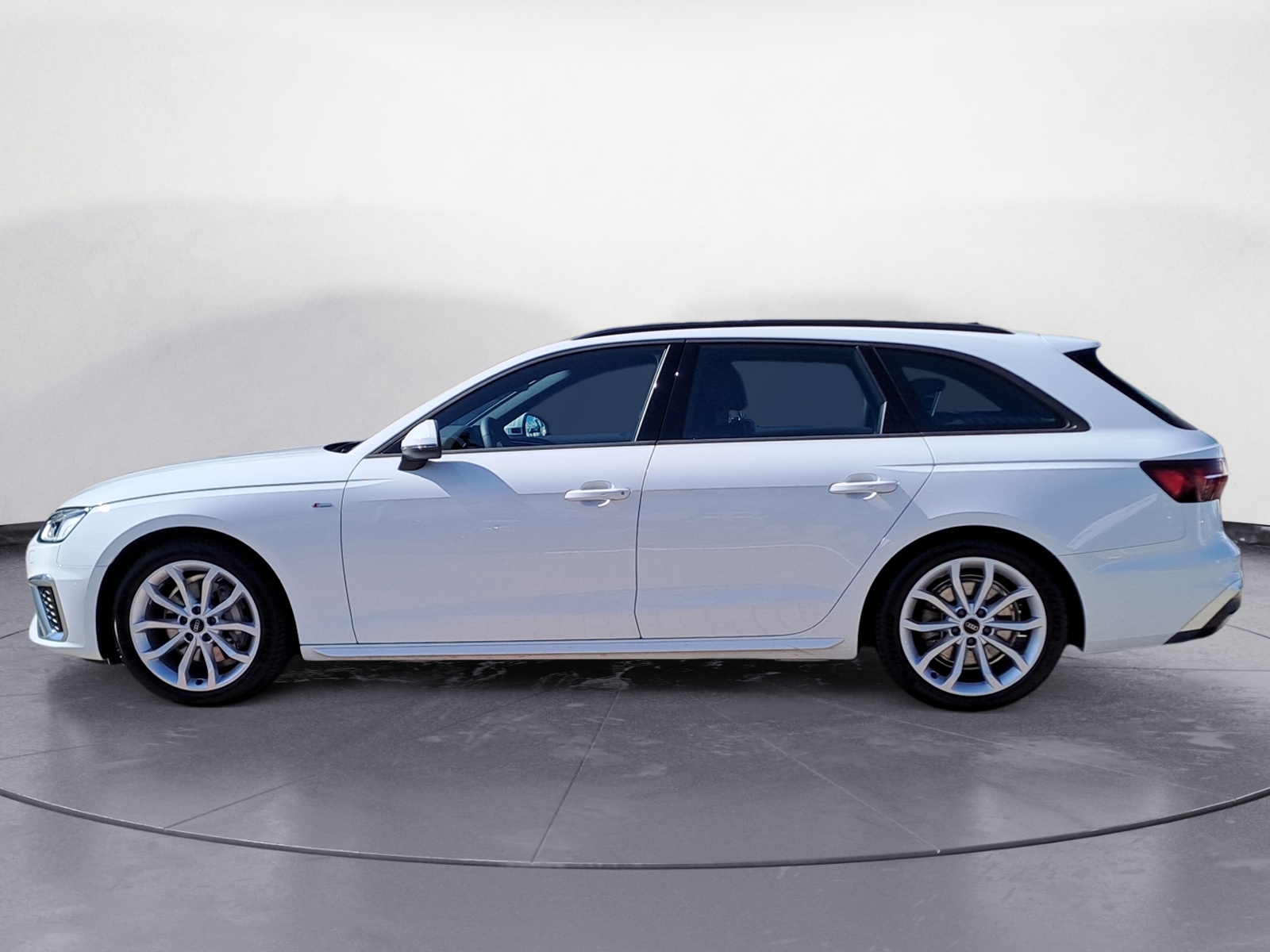 Audi - A4 Avant S line 40 TDI quattro