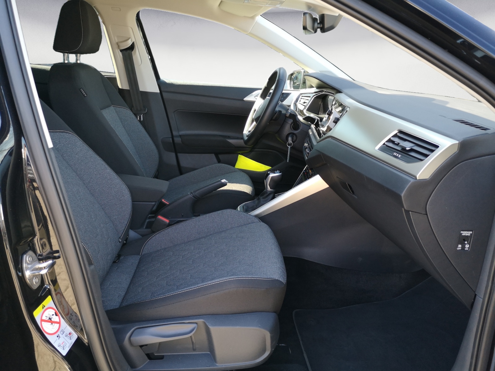 Volkswagen - Polo 1.0 TSI Move DSG