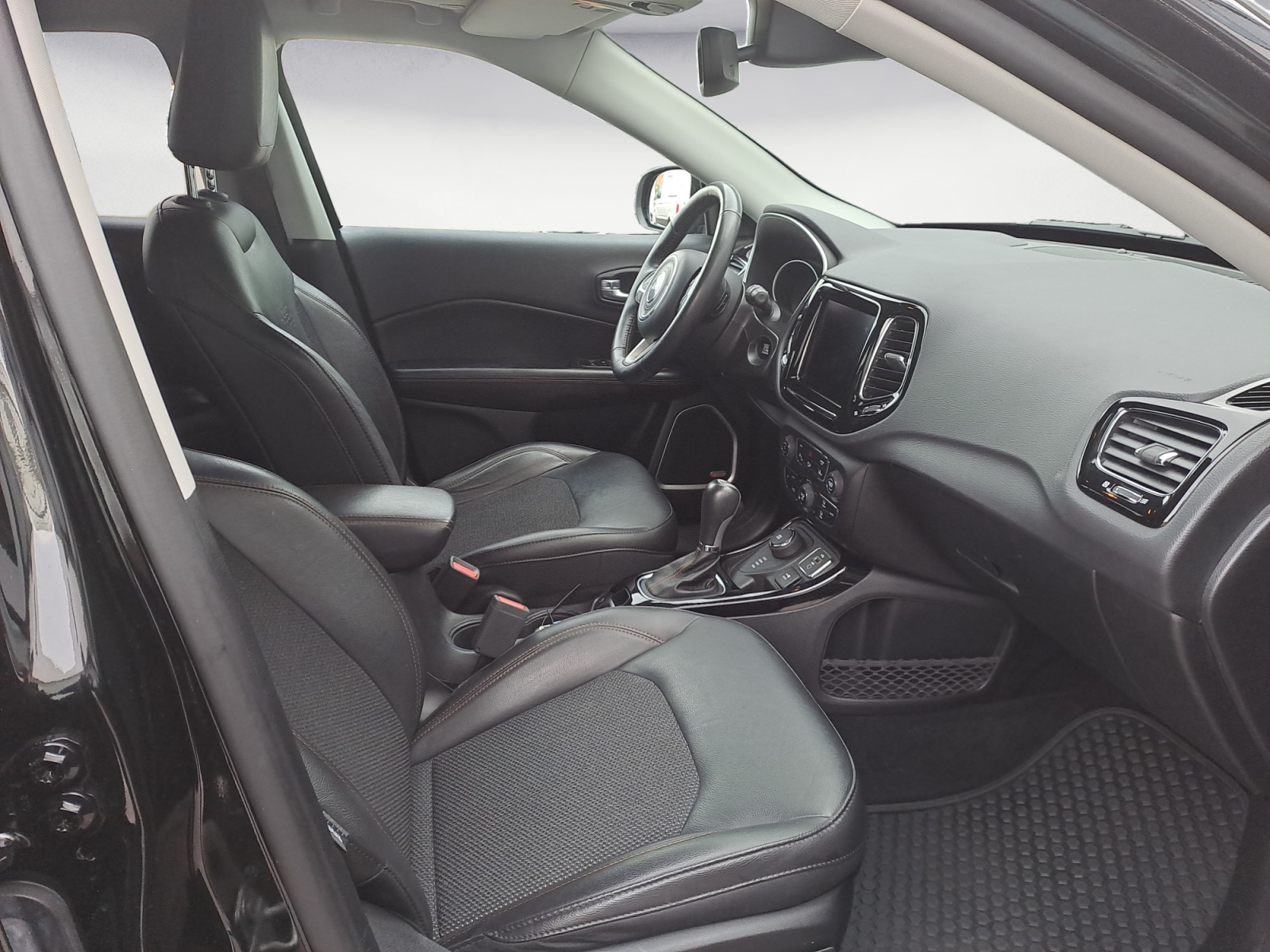 Autres - Compass 1.4 MultiAir Active Drive Limited