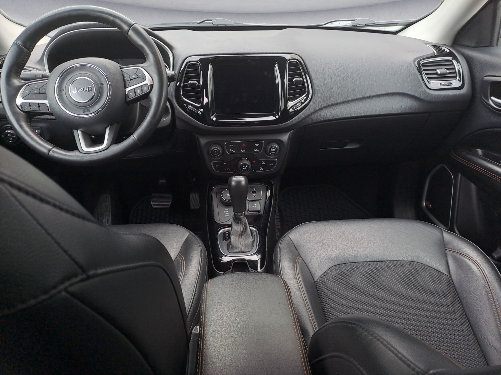 Autres - Compass 1.4 MultiAir Active Drive Limited