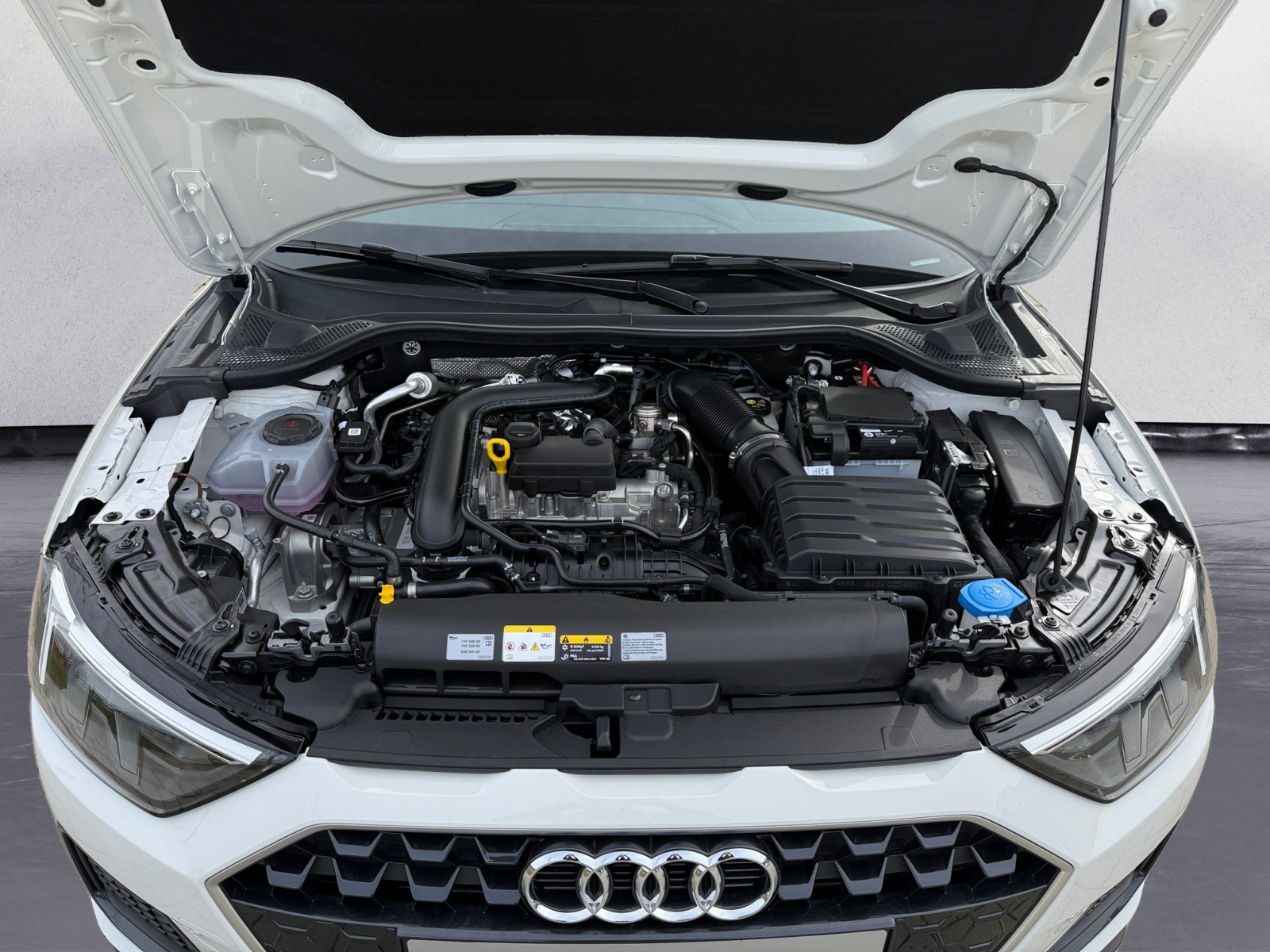Audi - A1 Sportback advanced 25 TFSI 70(95 ) kW(PS) Schaltgetriebe