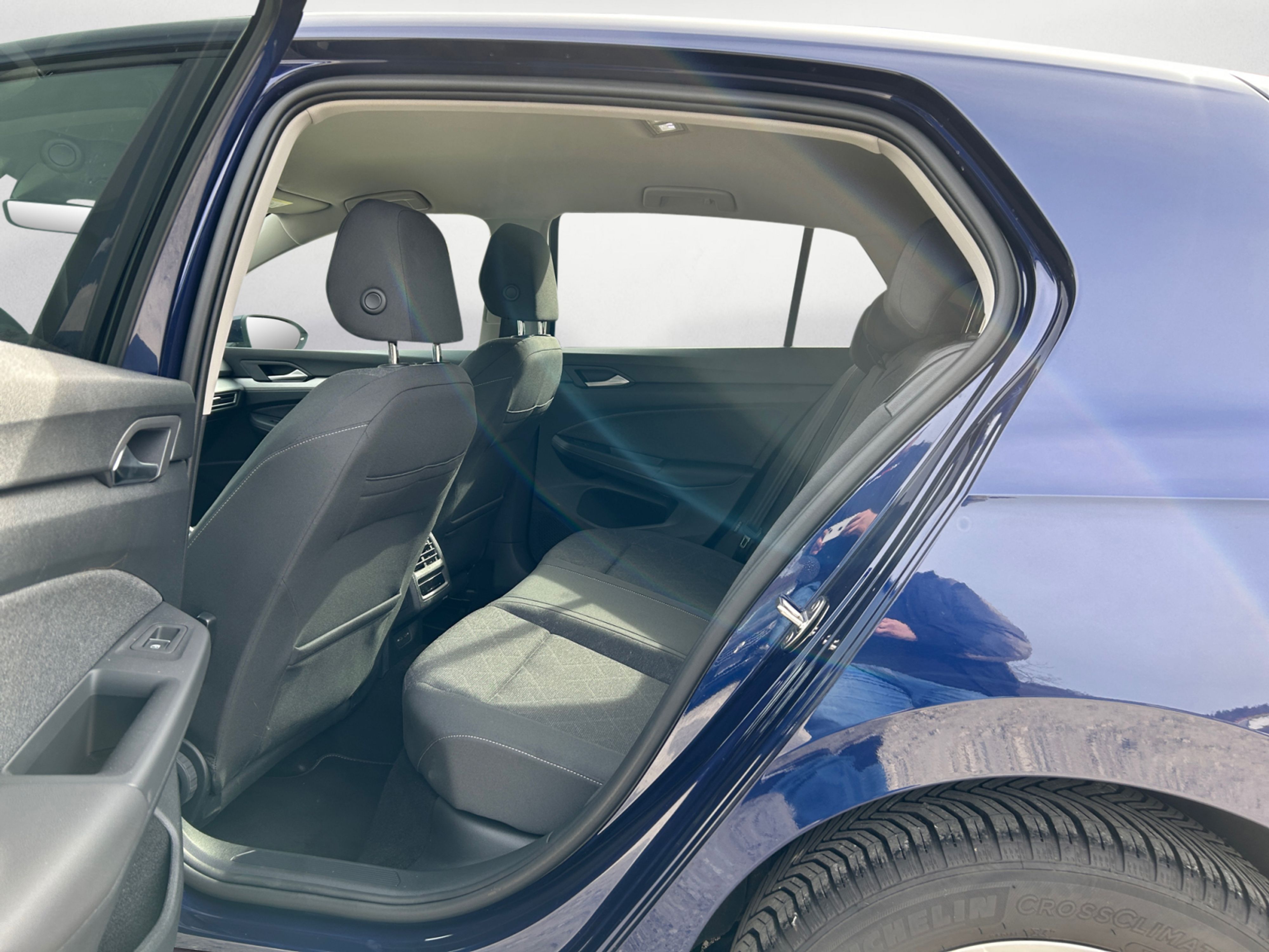 Volkswagen - Golf 1.5 eTSI OPF DSG Life