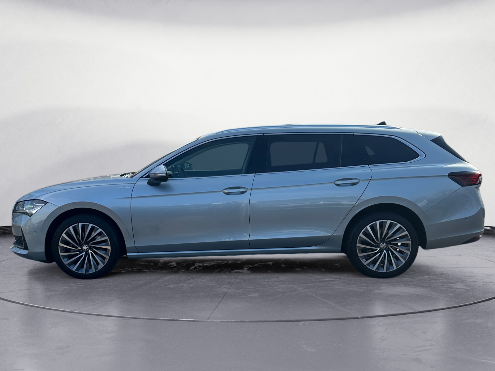 Skoda - Superb Combi 1.5 TSI mHEV DSG L&K