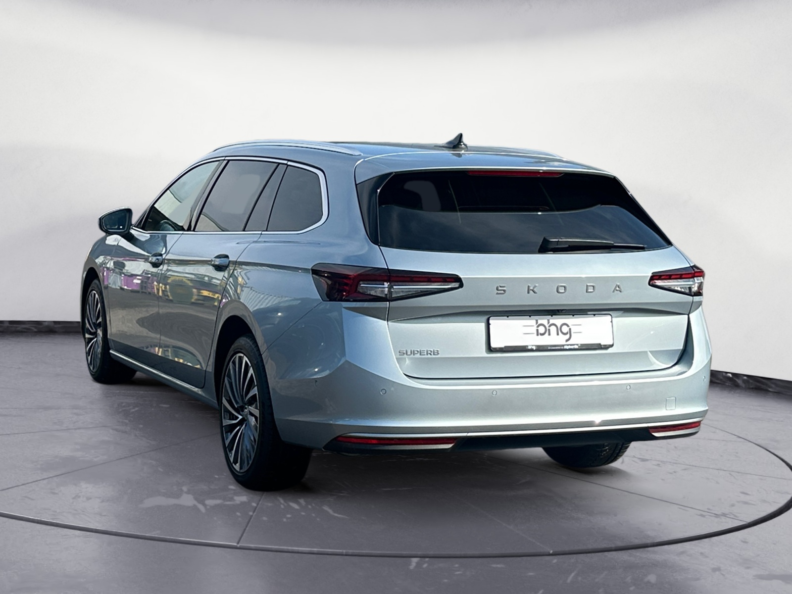 Skoda - Superb Combi 1.5 TSI mHEV DSG L&K