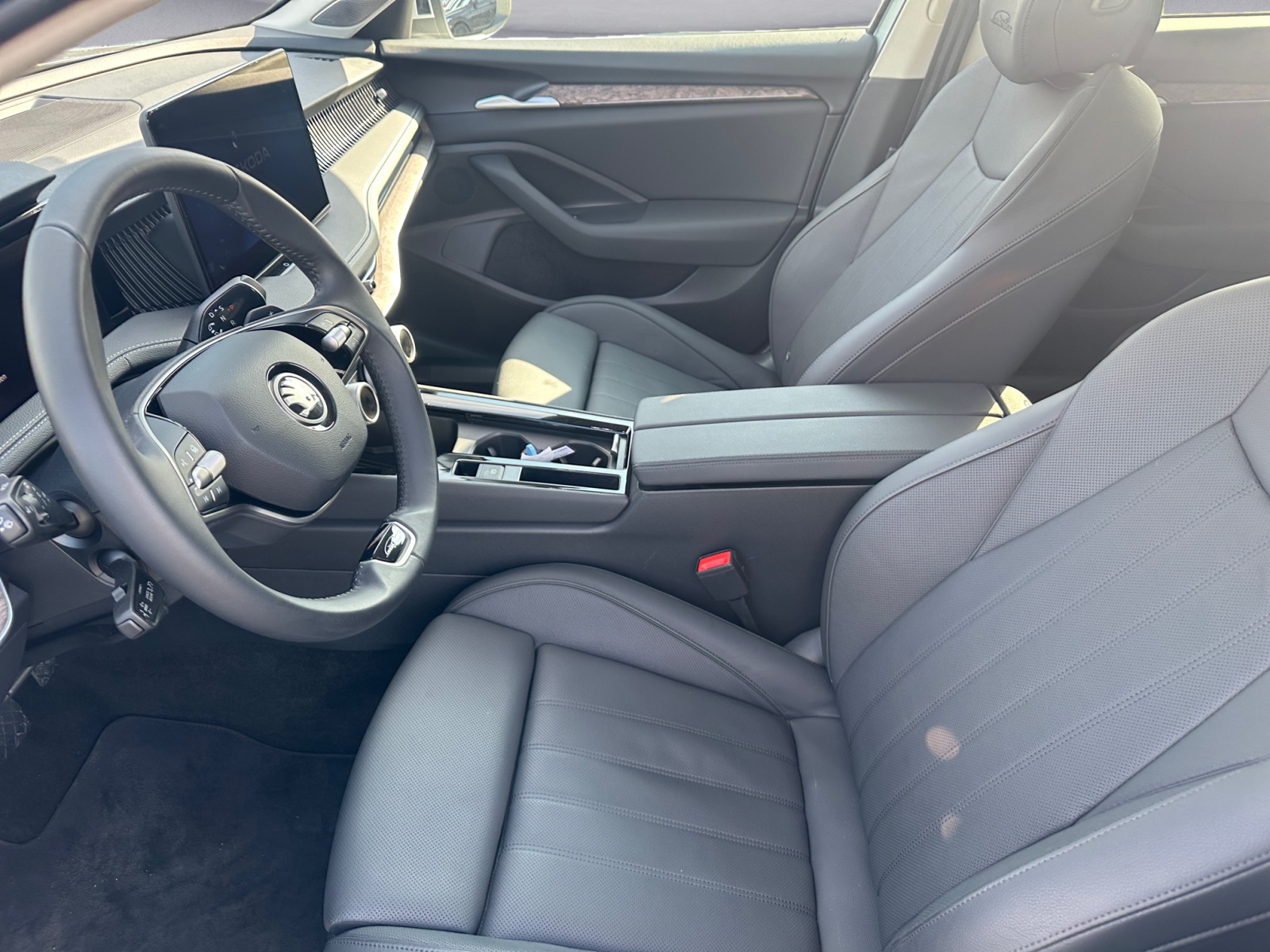 Skoda - Superb Combi 1.5 TSI mHEV DSG L&K