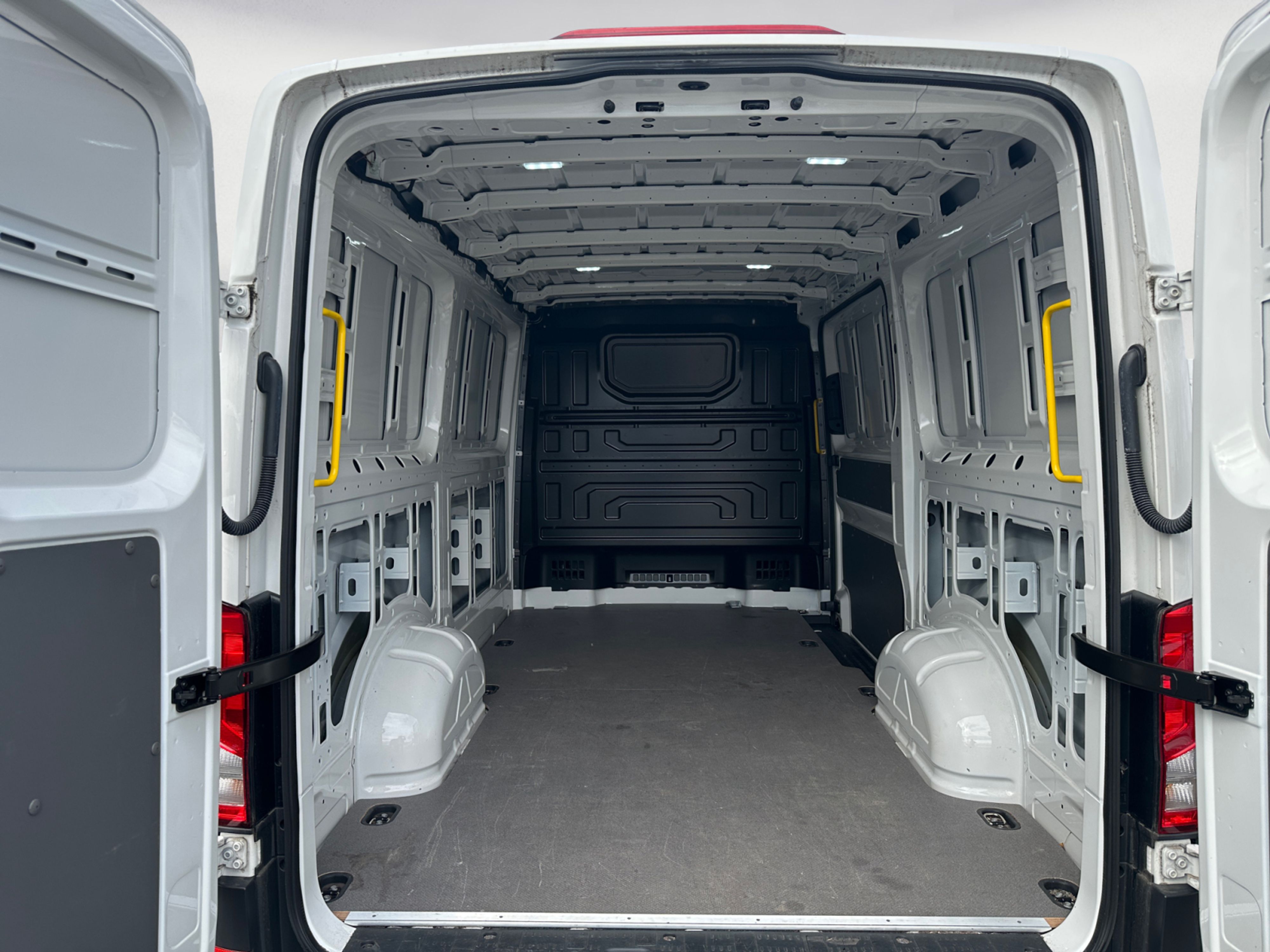 Volkswagen - Crafter 30 TDI VA EcoProfi