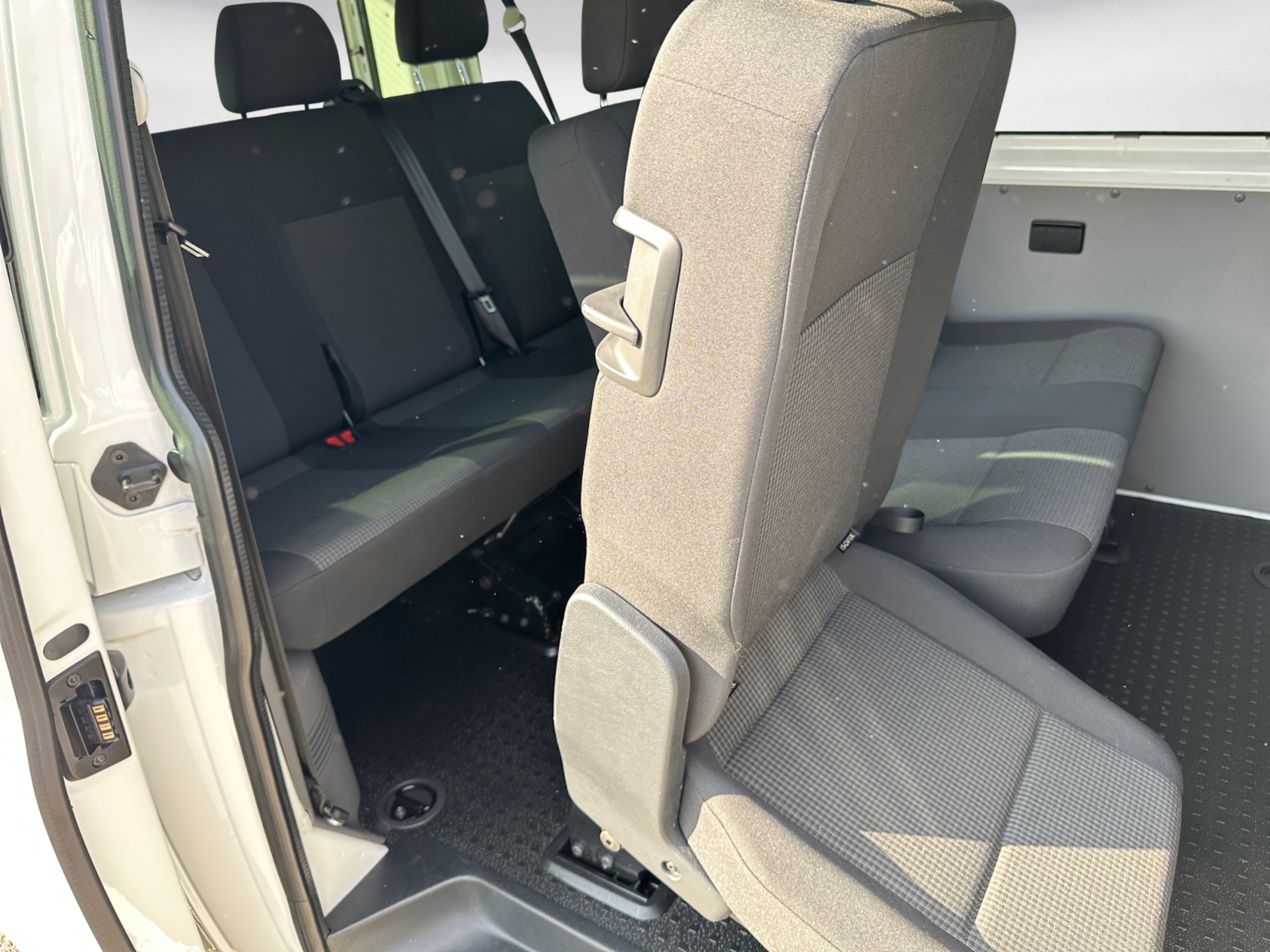 Volkswagen - Transporter T6 .1 AHK Tempomat 9 Sitzer
