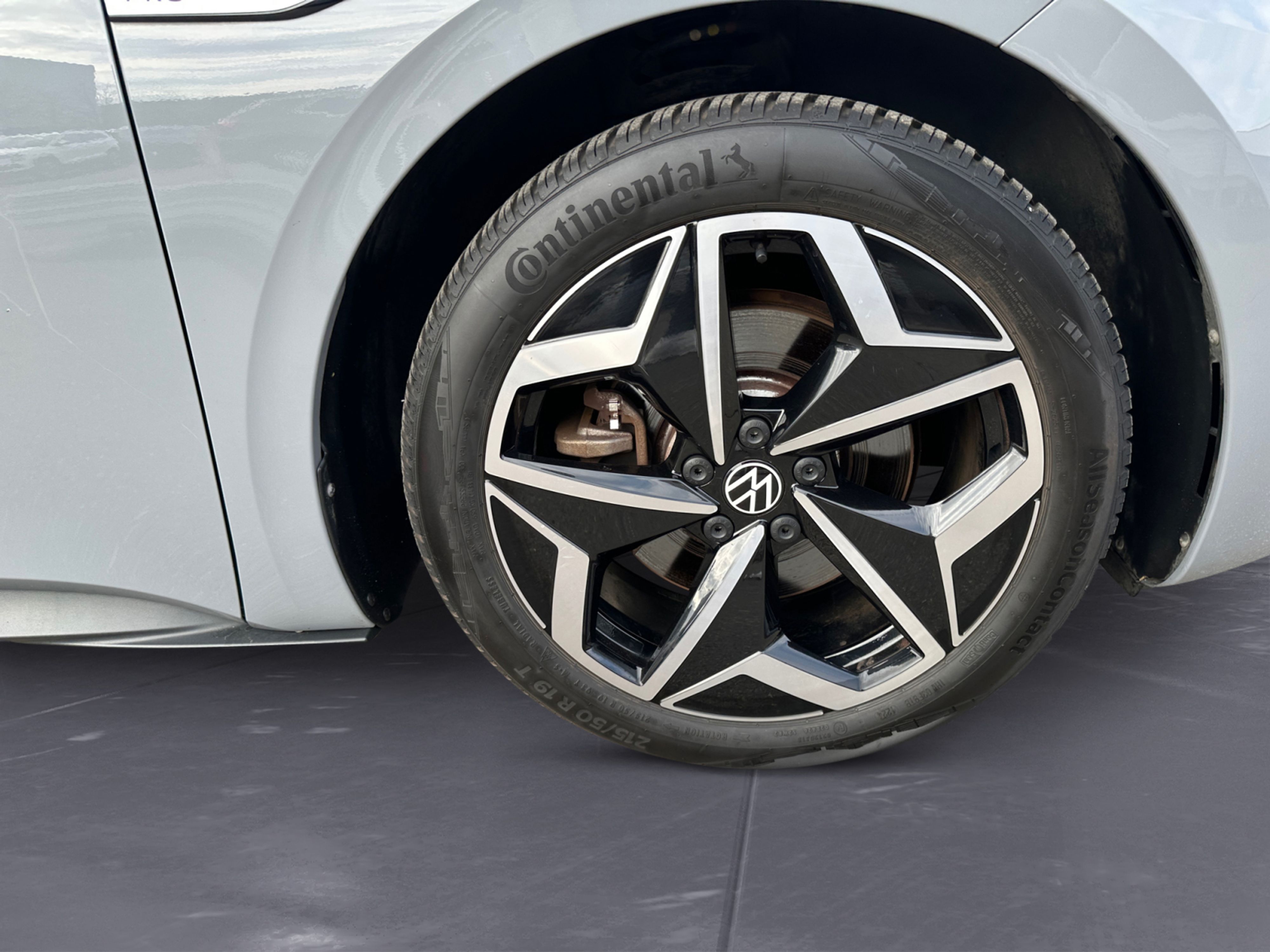 Volkswagen - ID.3 Pro Performance GanzjaR.; Navi; 19`Felge