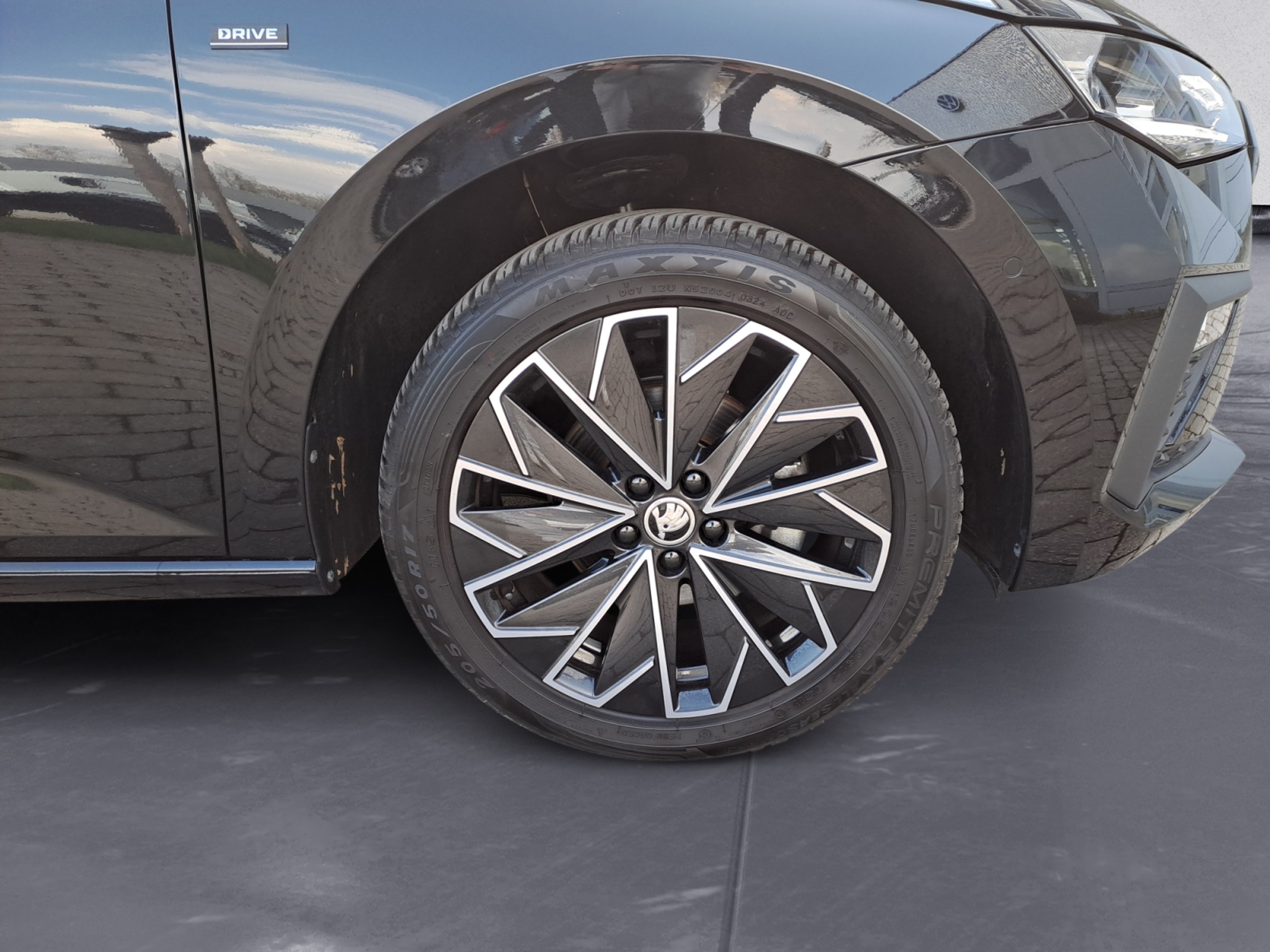 Skoda - Scala 1.0 TSI DSG *SELECTION*