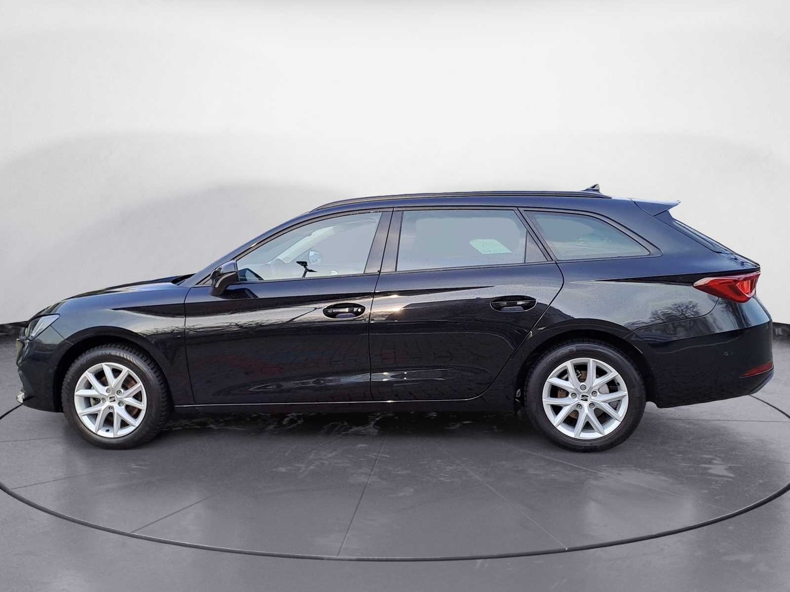 Seat - Leon Sportstourer 1.5 eTSI ACT OPF DSG Style
