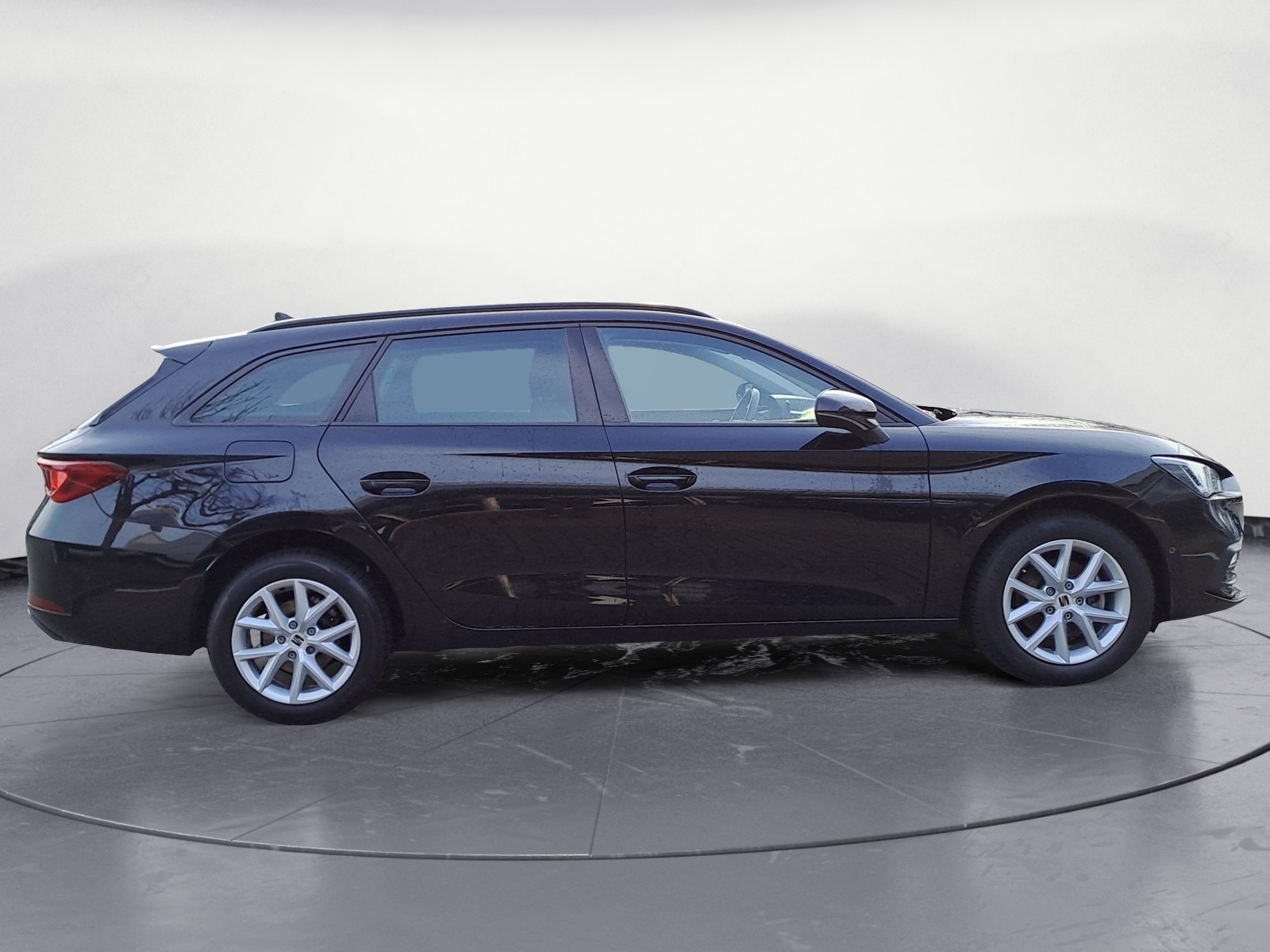 Seat - Leon Sportstourer 1.5 eTSI ACT OPF DSG Style