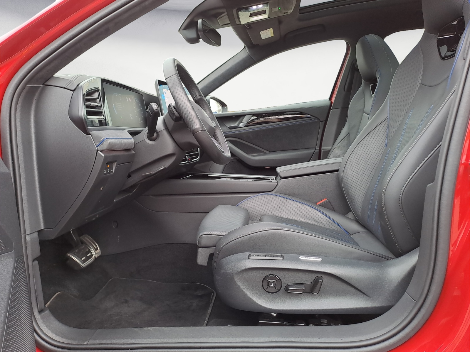 Volkswagen - Passat R-Line 2,0 TDI SCR DSG