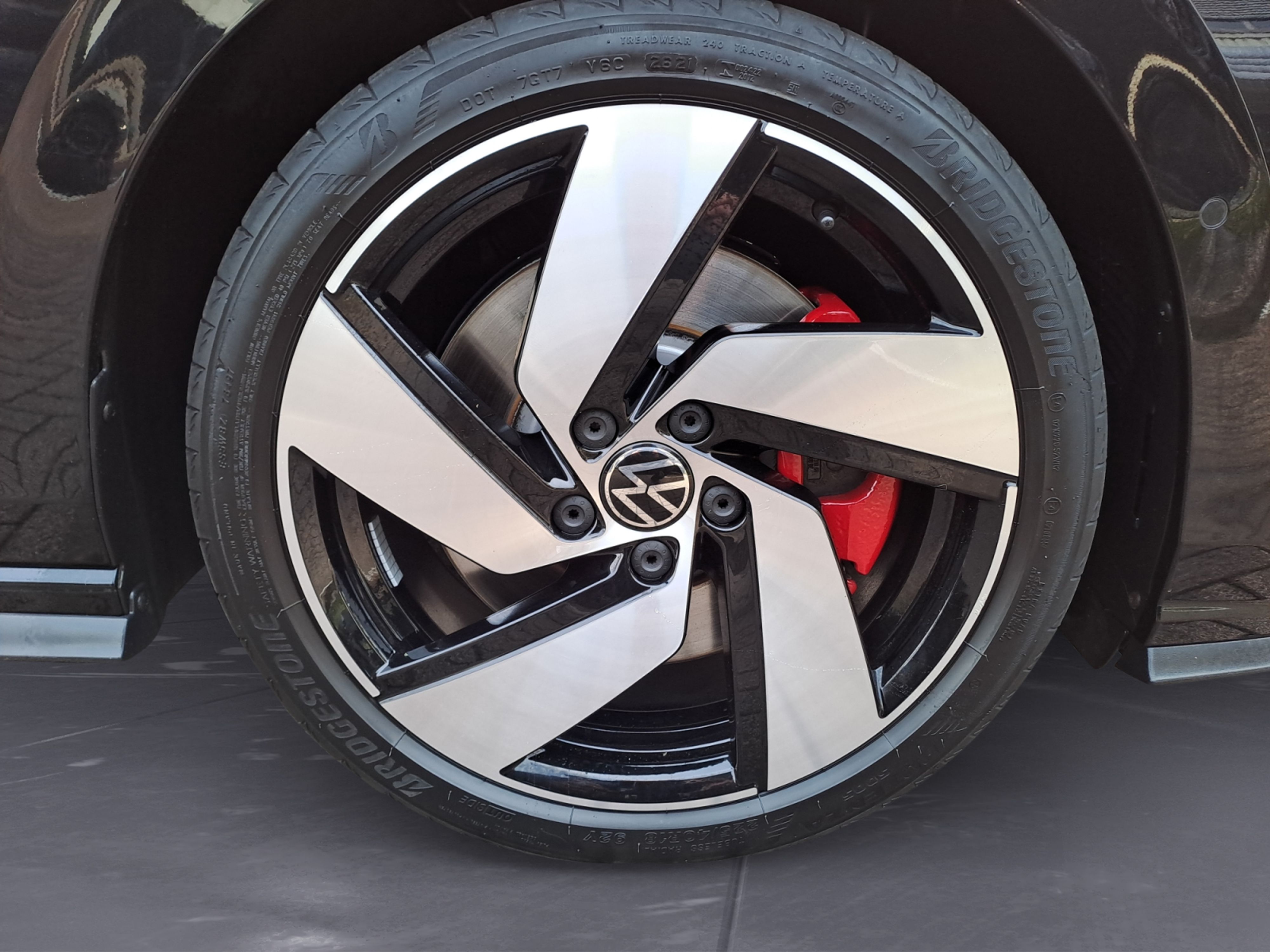 Volkswagen - Golf 2.0 TSI OPF DSG GTI