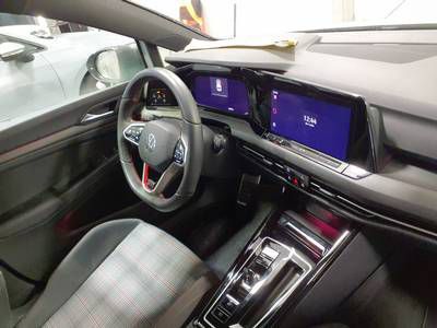 Volkswagen - Golf GTI 2.0 TSI DSG