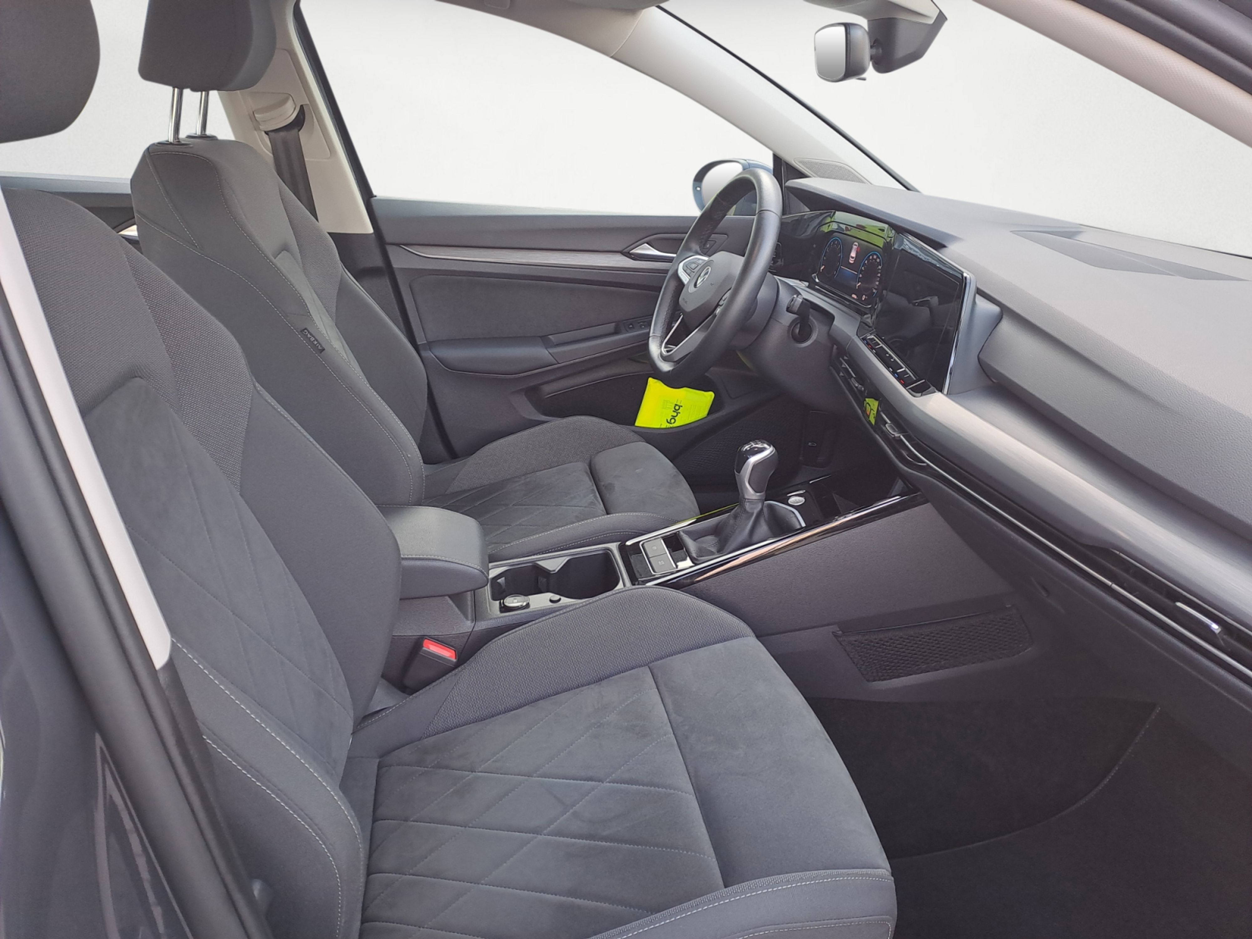 Volkswagen - Golf 1.5 TSI Style