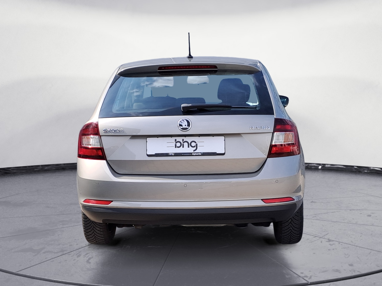 Skoda - Rapid Spaceback 1.0 TSI DSG Ambition