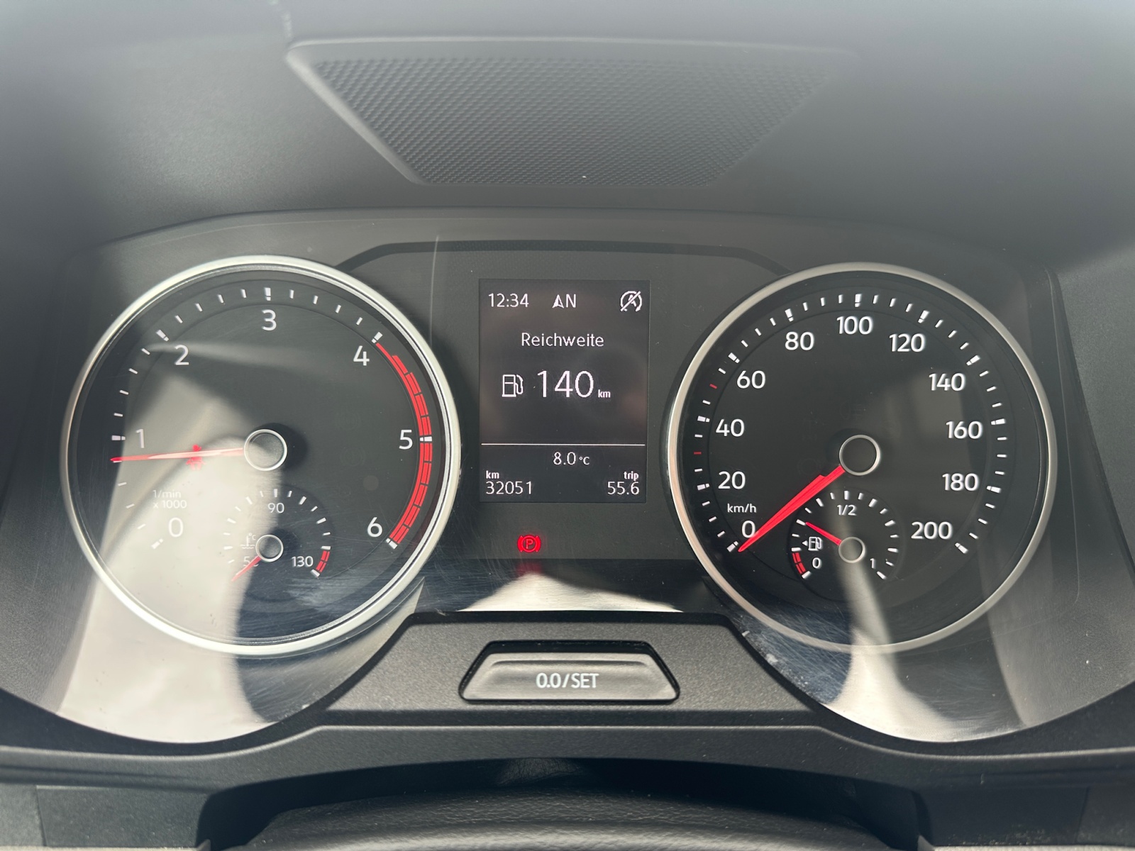Volkswagen - Crafter 35 TDI LR KOFFERAUFBAU