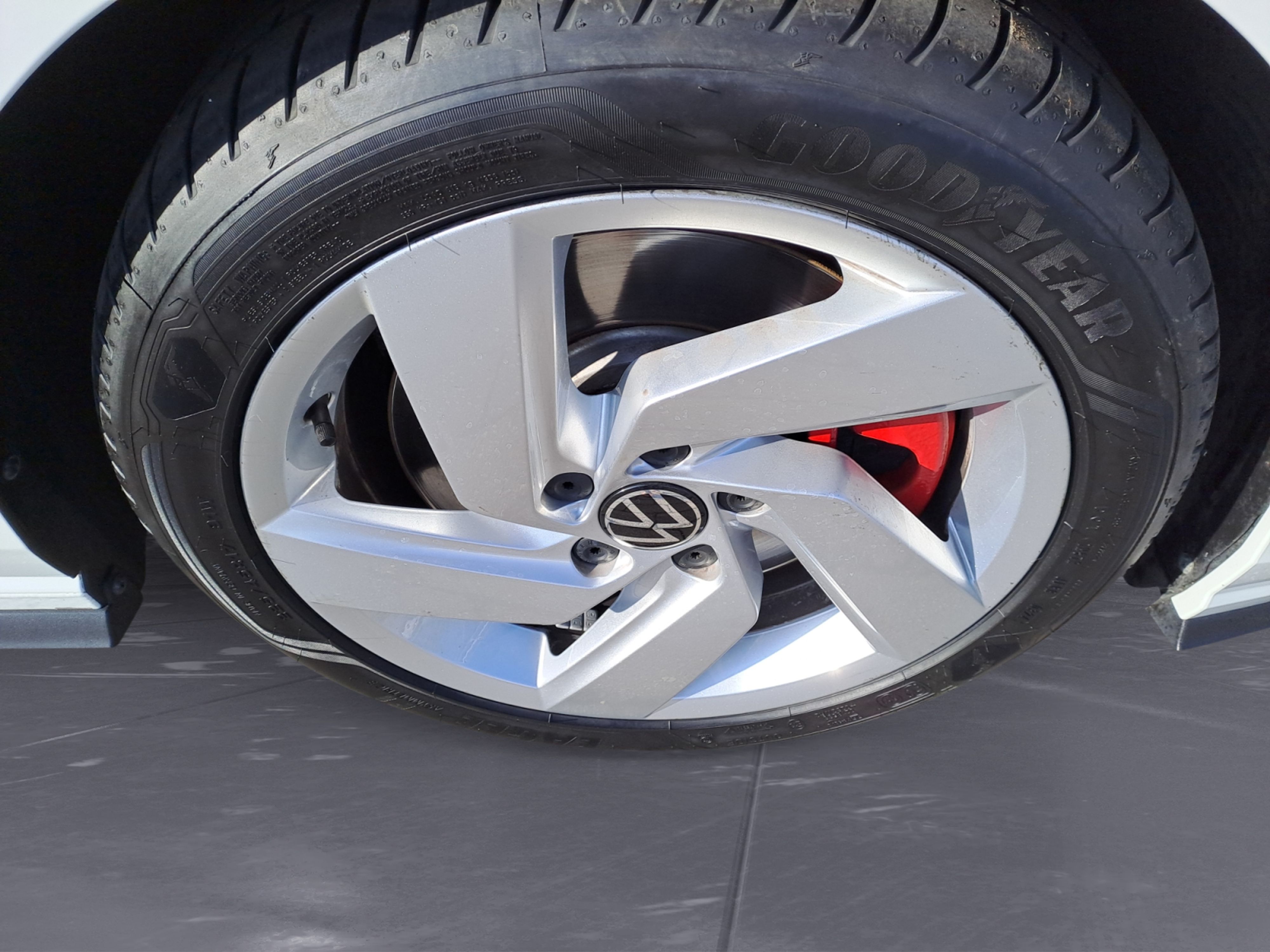 Volkswagen - Golf 2.0 TSI OPF DSG GTI