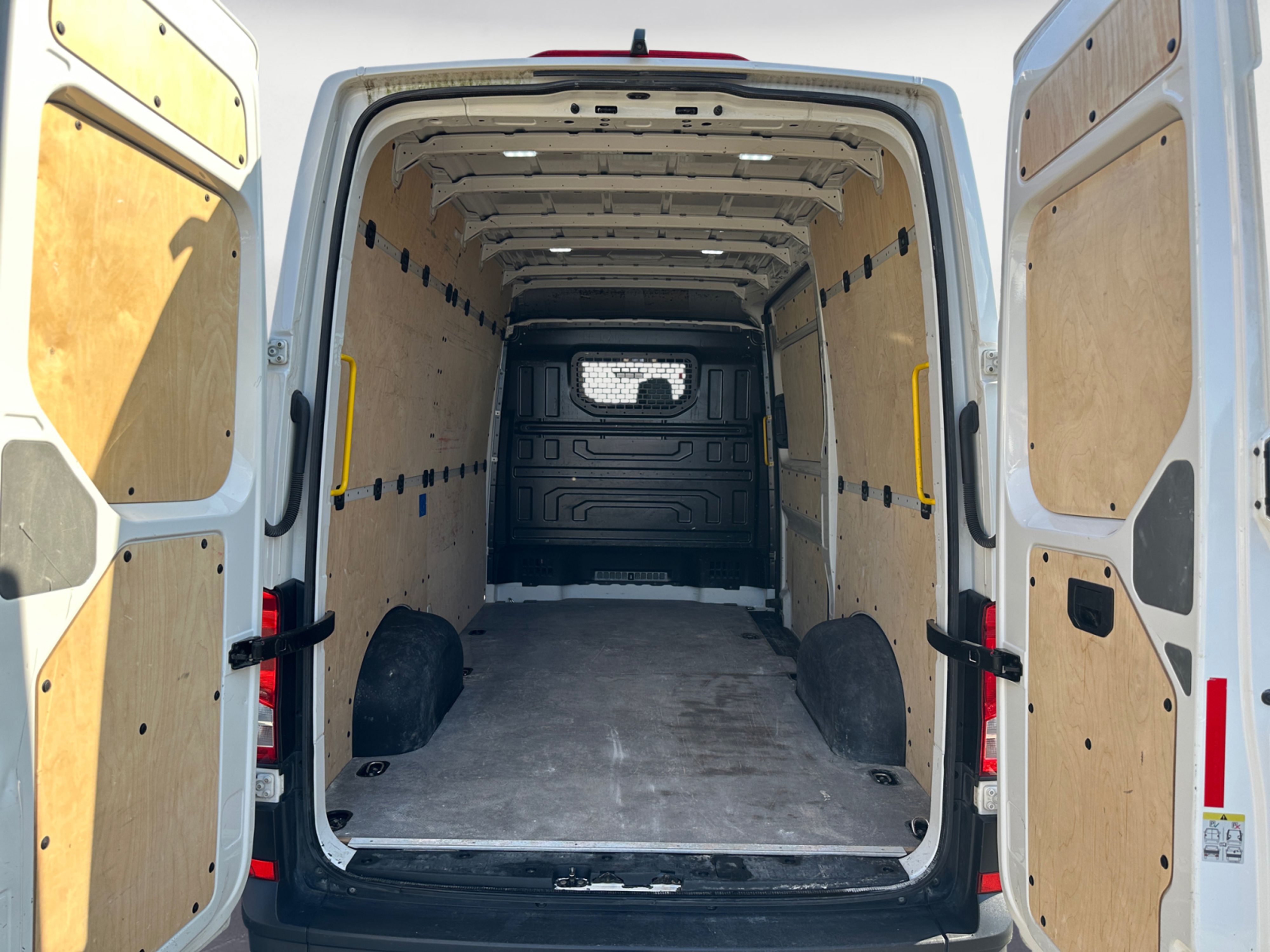 Volkswagen - Crafter 35 TDI VA
