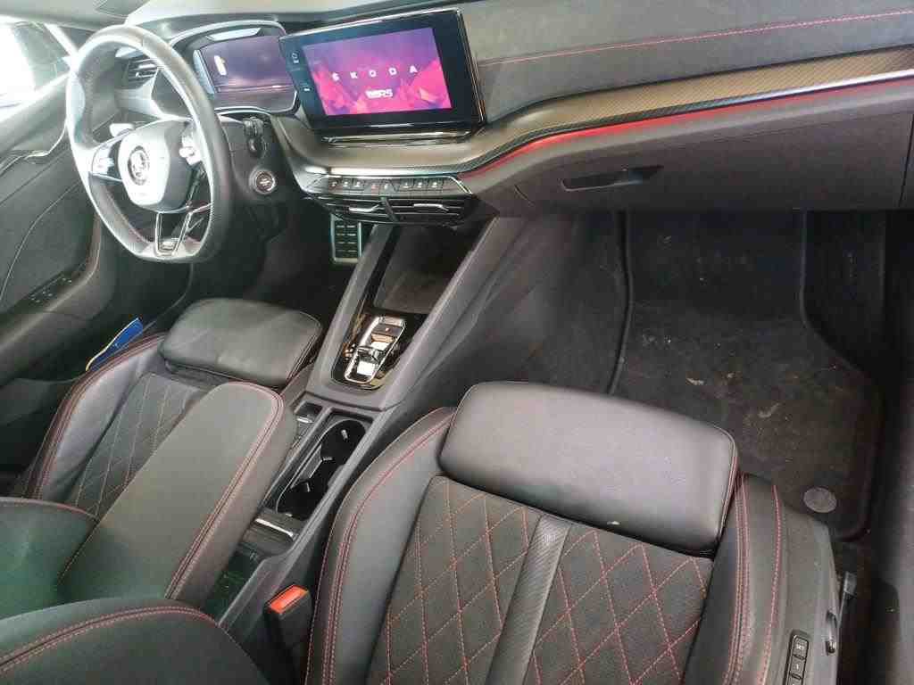 Skoda - Octavia Combi 1.4 TSI iV DSG RS