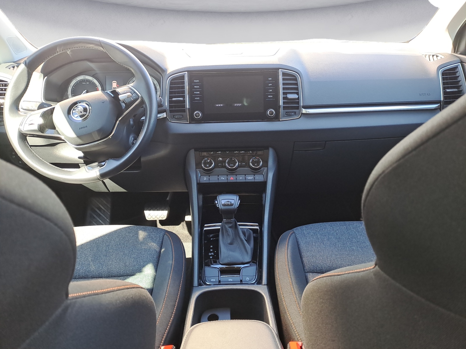 Skoda - Karoq 1.5 TSI ACT DSG Clever