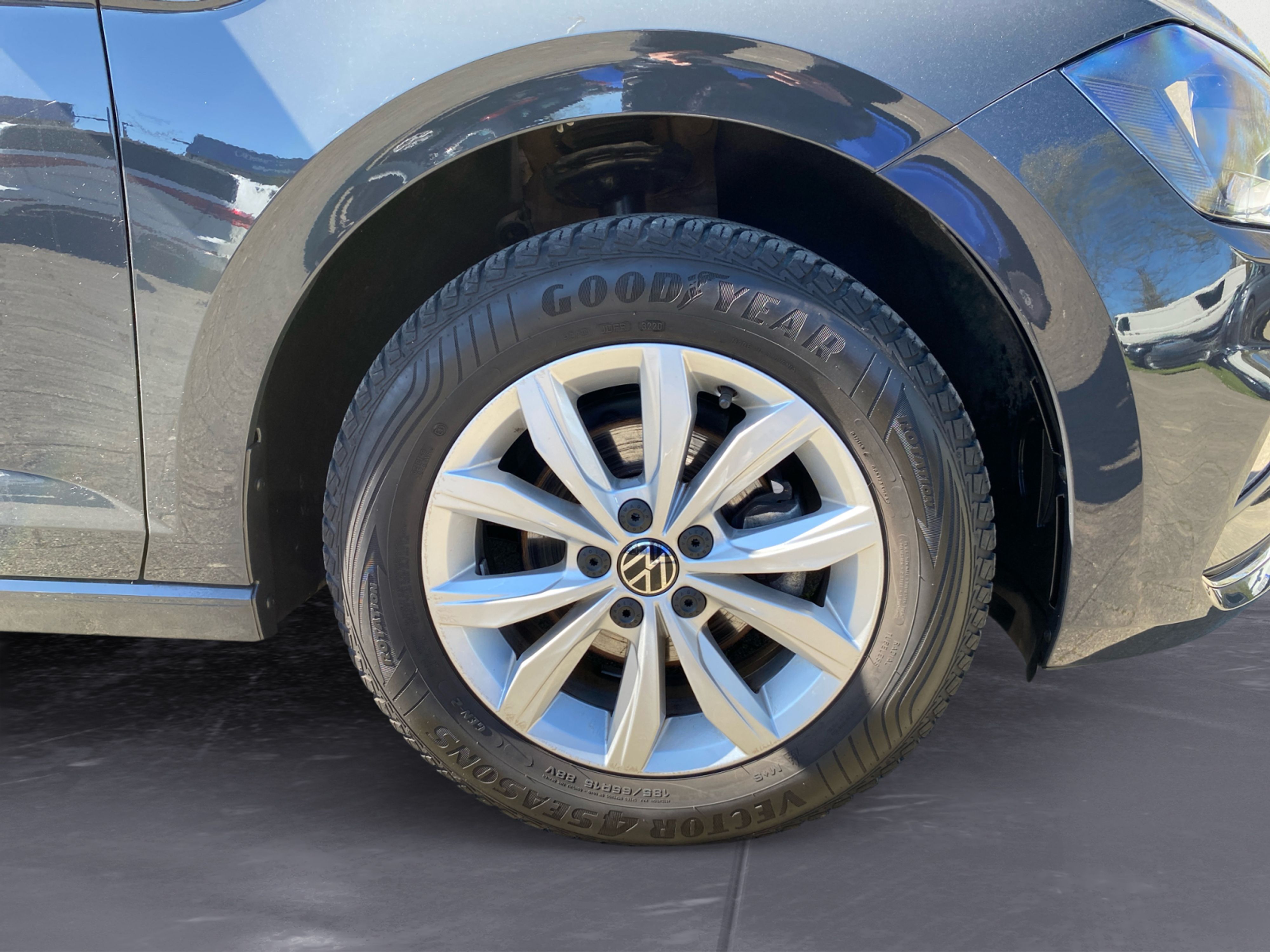 Volkswagen - Polo 1.0 TSI OPF Highline