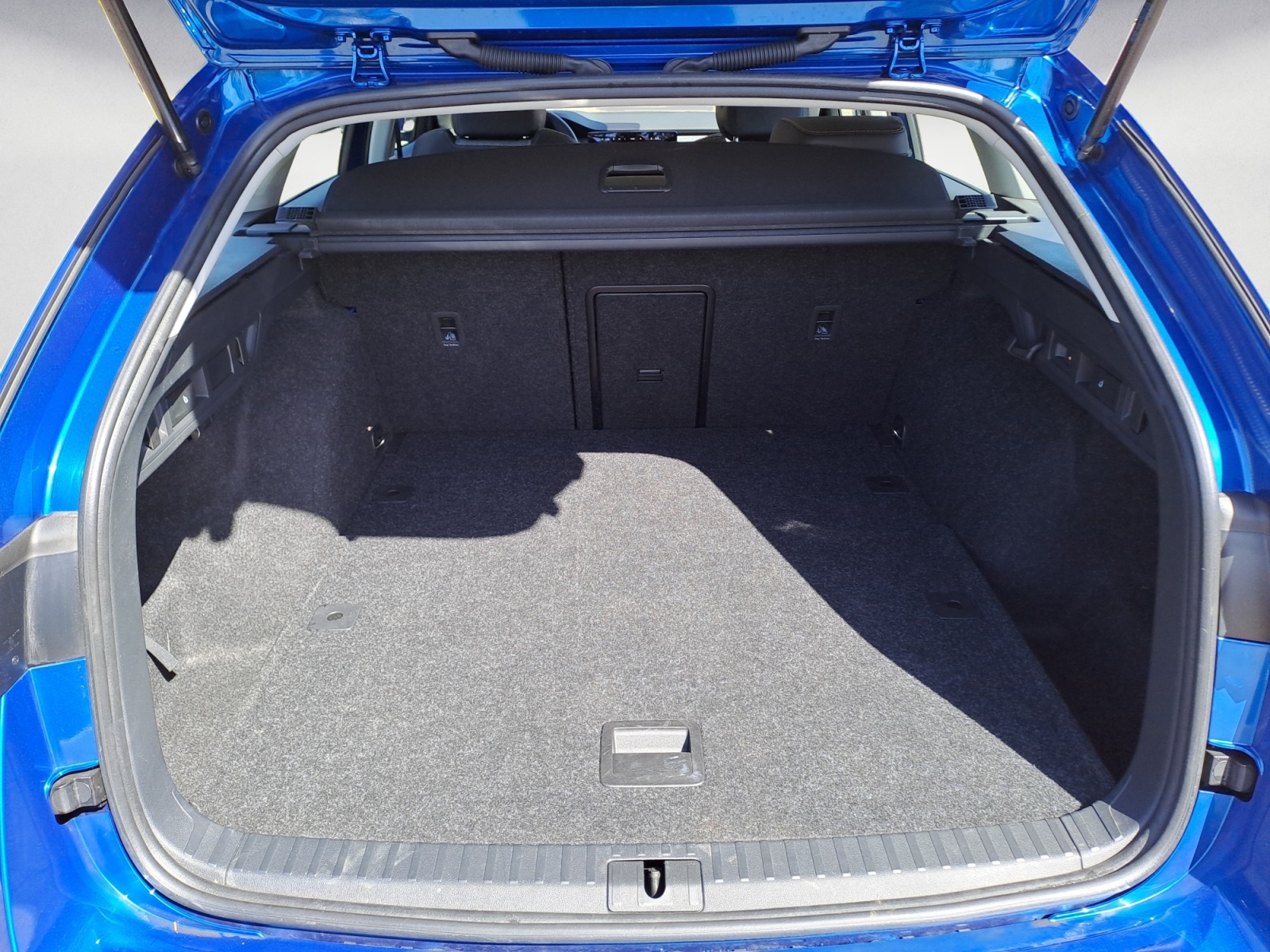 Skoda - Octavia Combi 2.0 TDI Selection