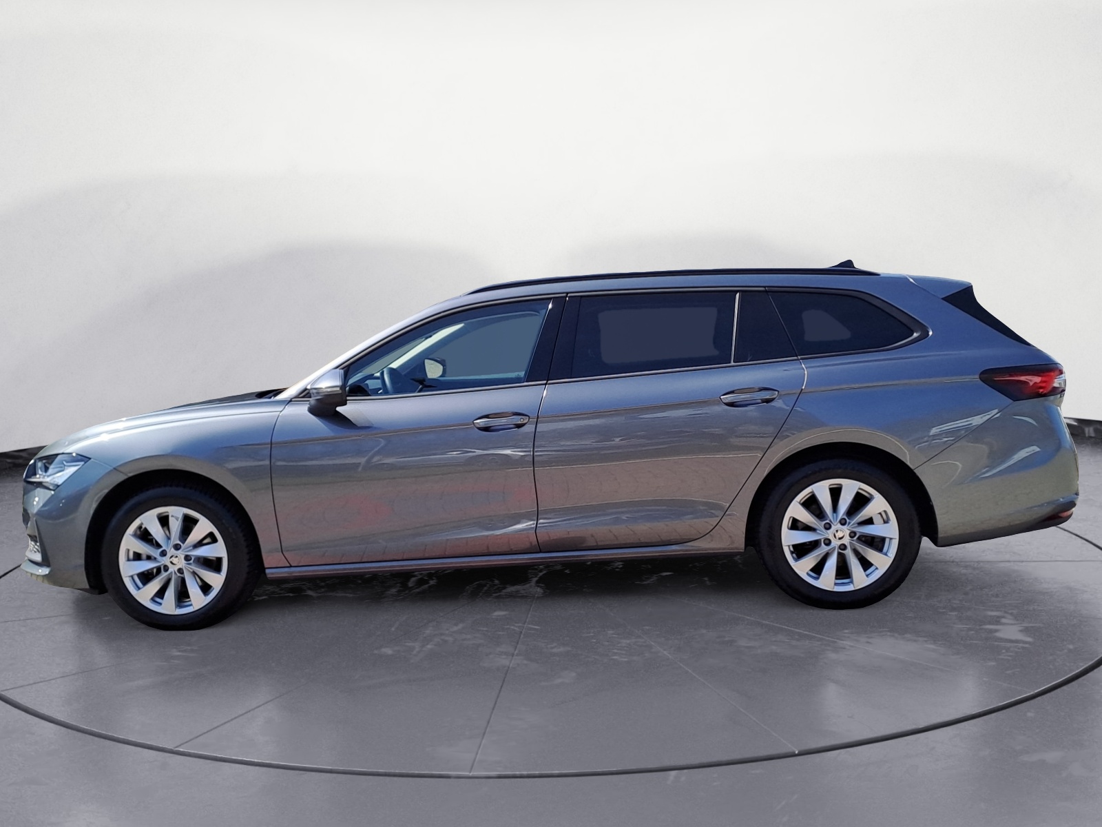 Skoda - Superb Combi 1.5 TSI DSG SELECTION