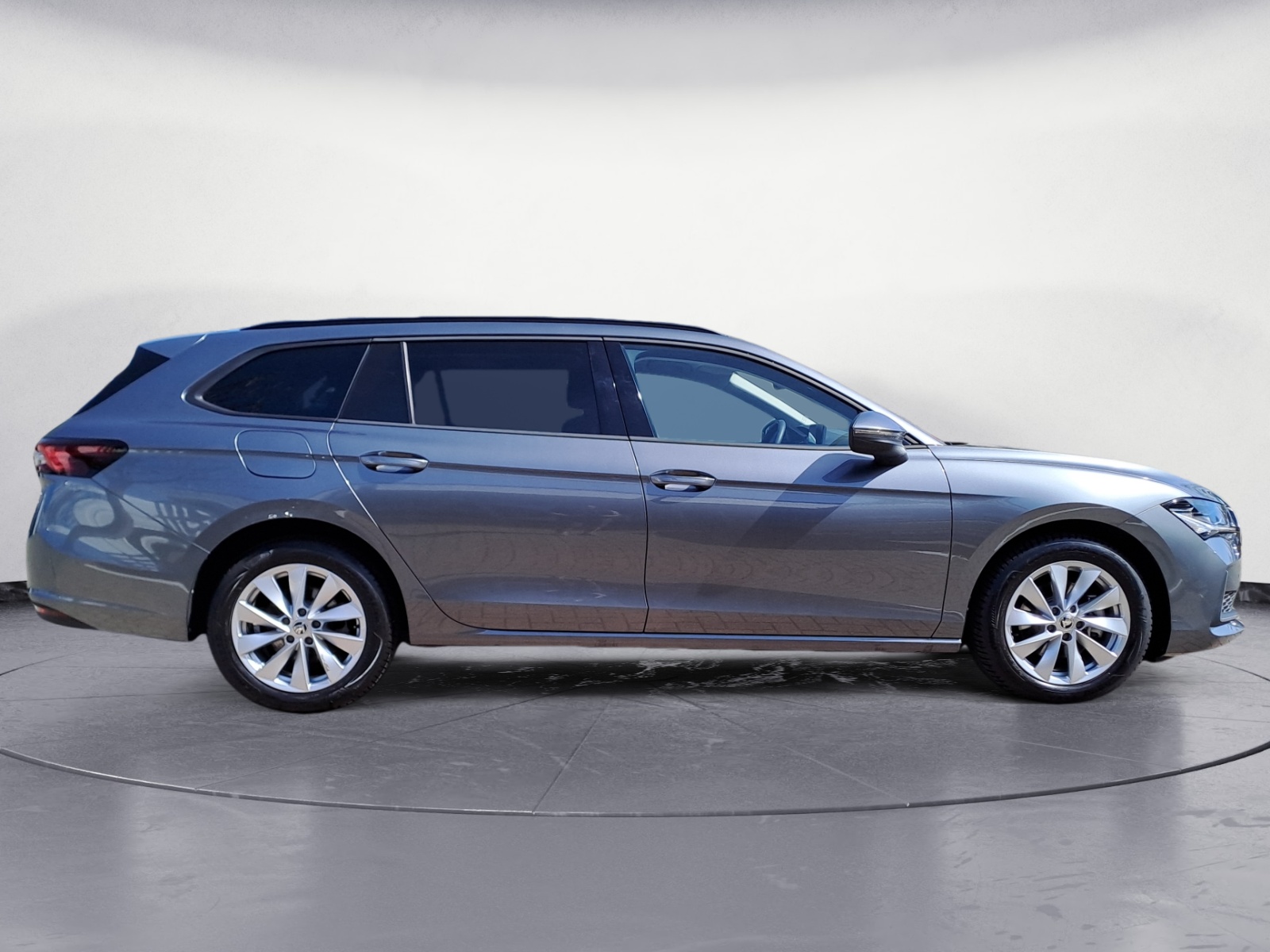 Skoda - Superb Combi 1.5 TSI DSG SELECTION