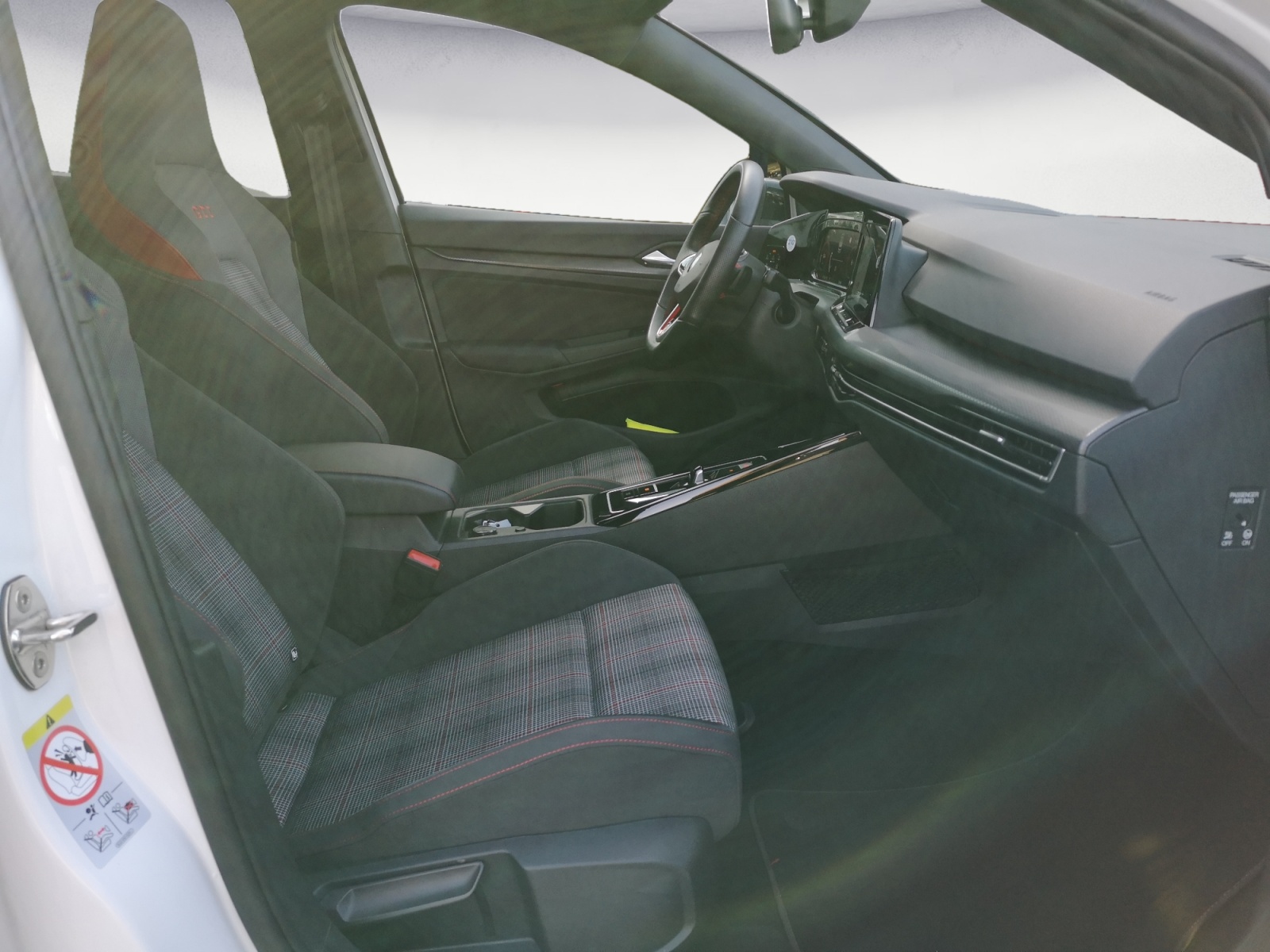 Volkswagen - Golf GTI 2.0 TSI DSG