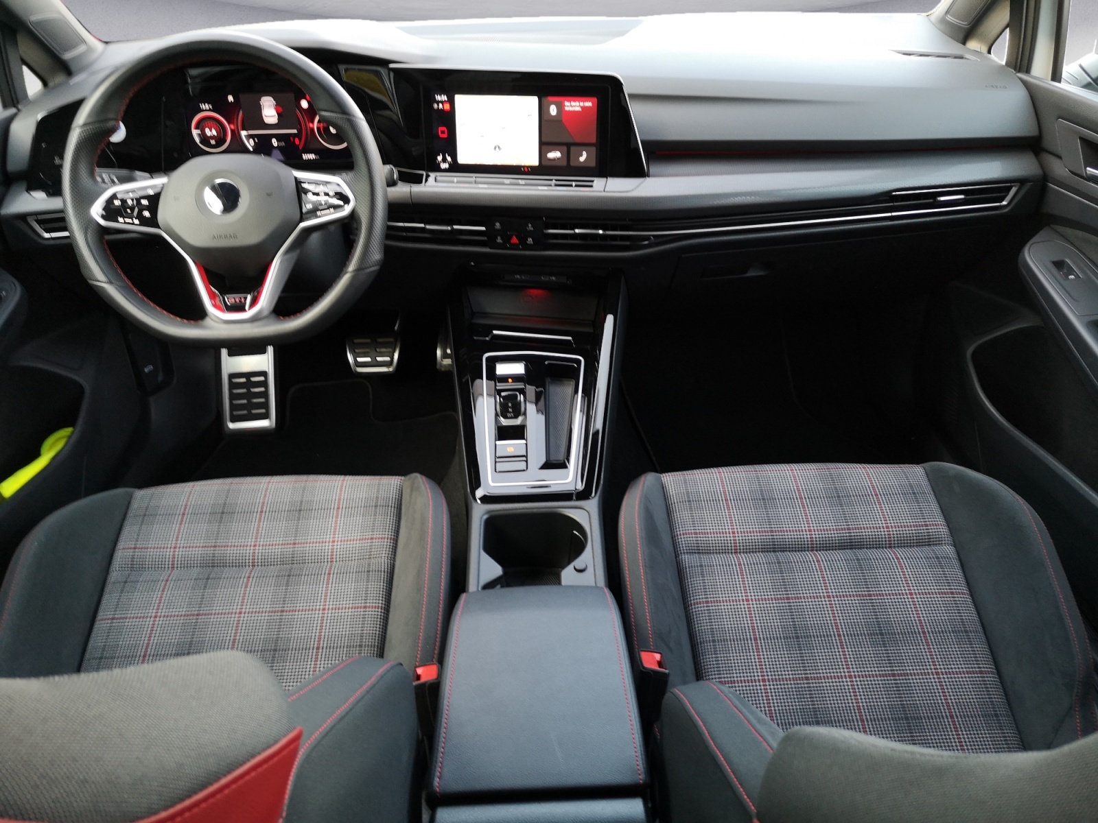 Volkswagen - Golf GTI 2.0 TSI DSG