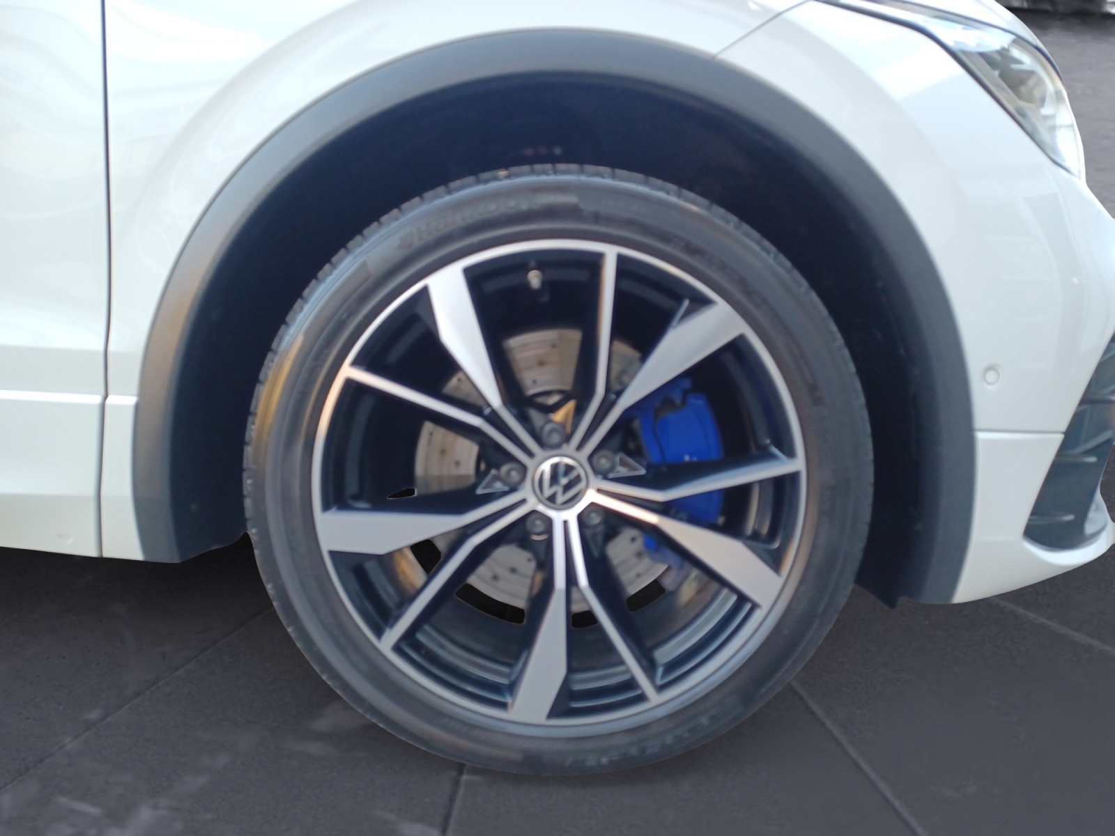 Volkswagen - Tiguan 2.0 TSI 4Motion OPF DSG R