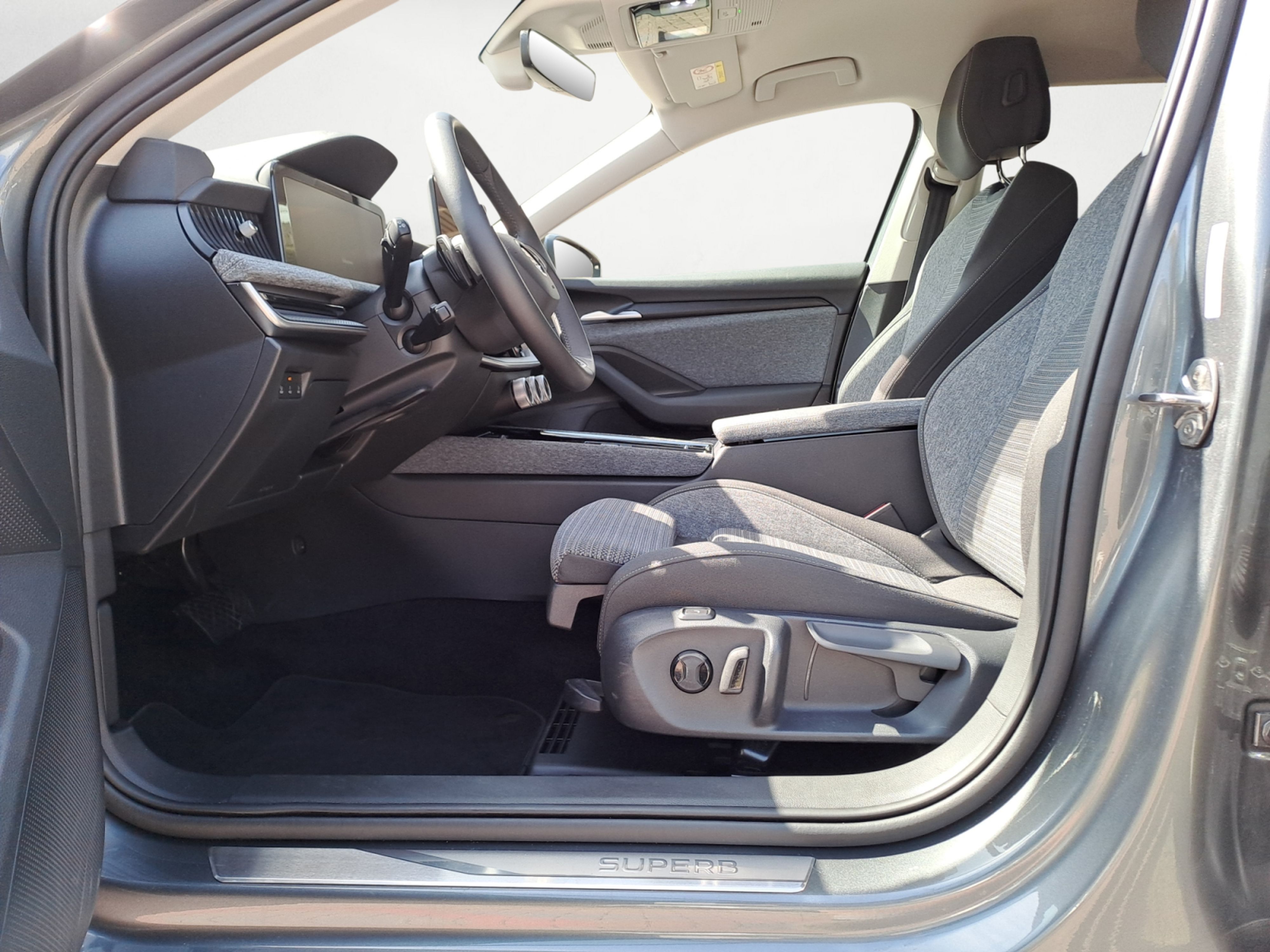 Skoda - Superb Combi 1.5 TSI DSG SELECTION