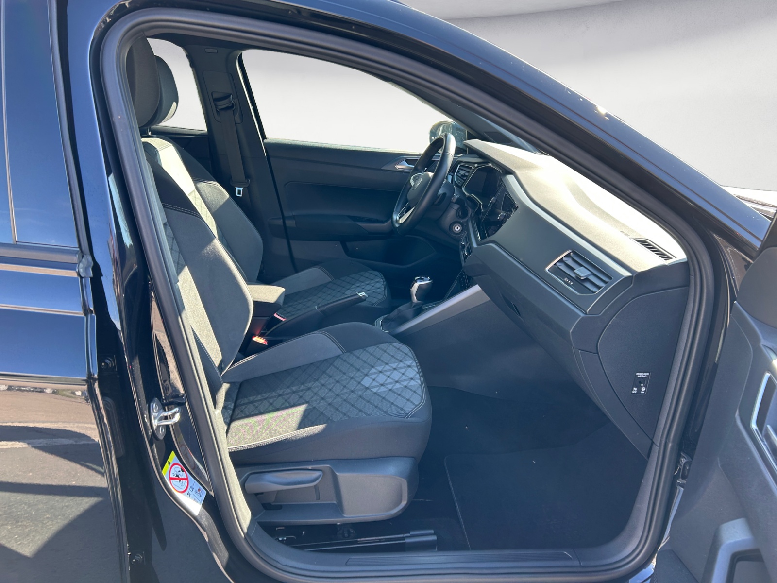 Volkswagen - Taigo 1.0 TSI OPF DSG R-Line