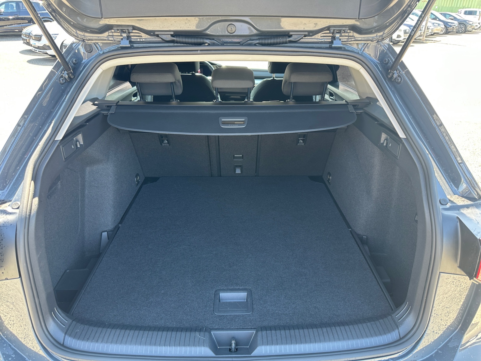 Volkswagen - Golf Variant Life 1,5leTSI OPF  DSG