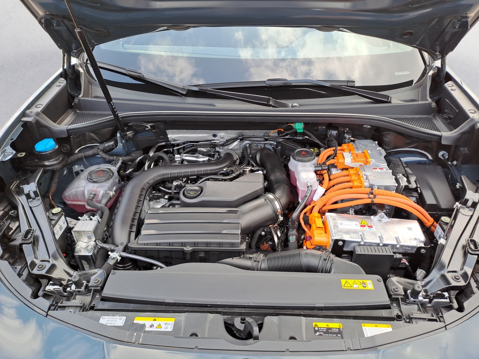 Cupra - Terramar 1.5 e-HYBRID  6-Gang-DSG