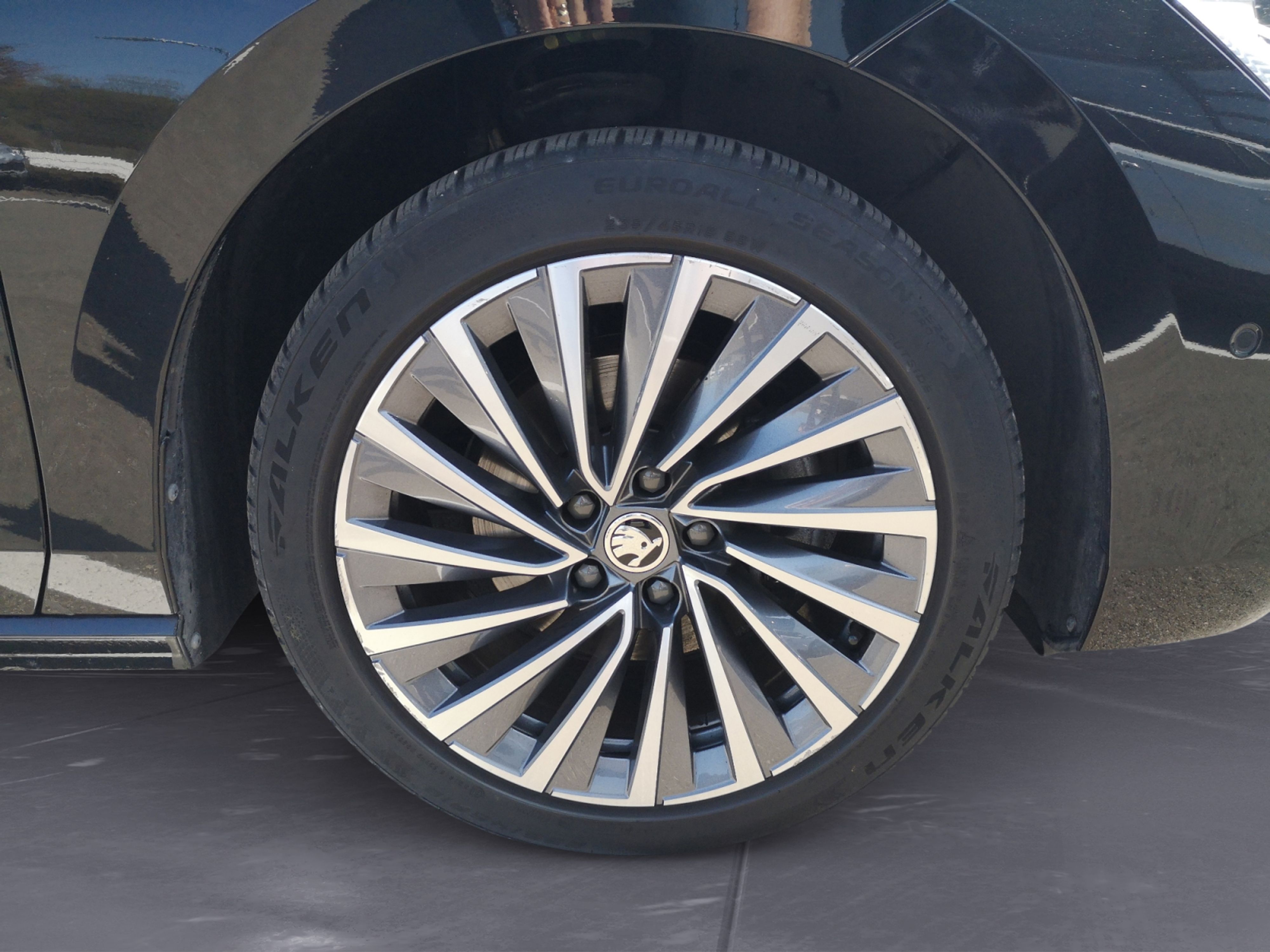 Skoda - Superb Combi L&K 1.5 TSI mHEV DSG