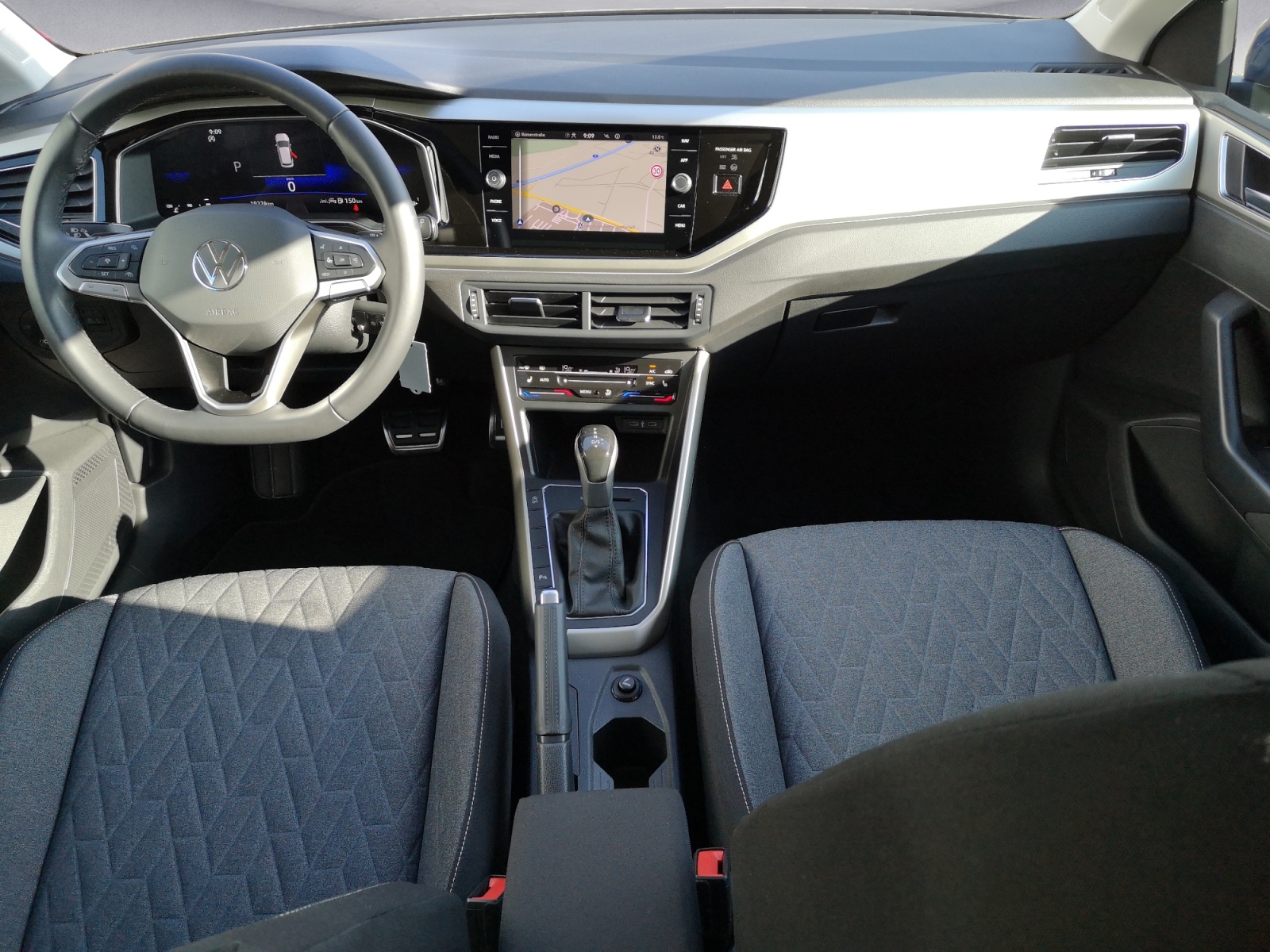 Volkswagen - Polo 1.0 TSI Move DSG