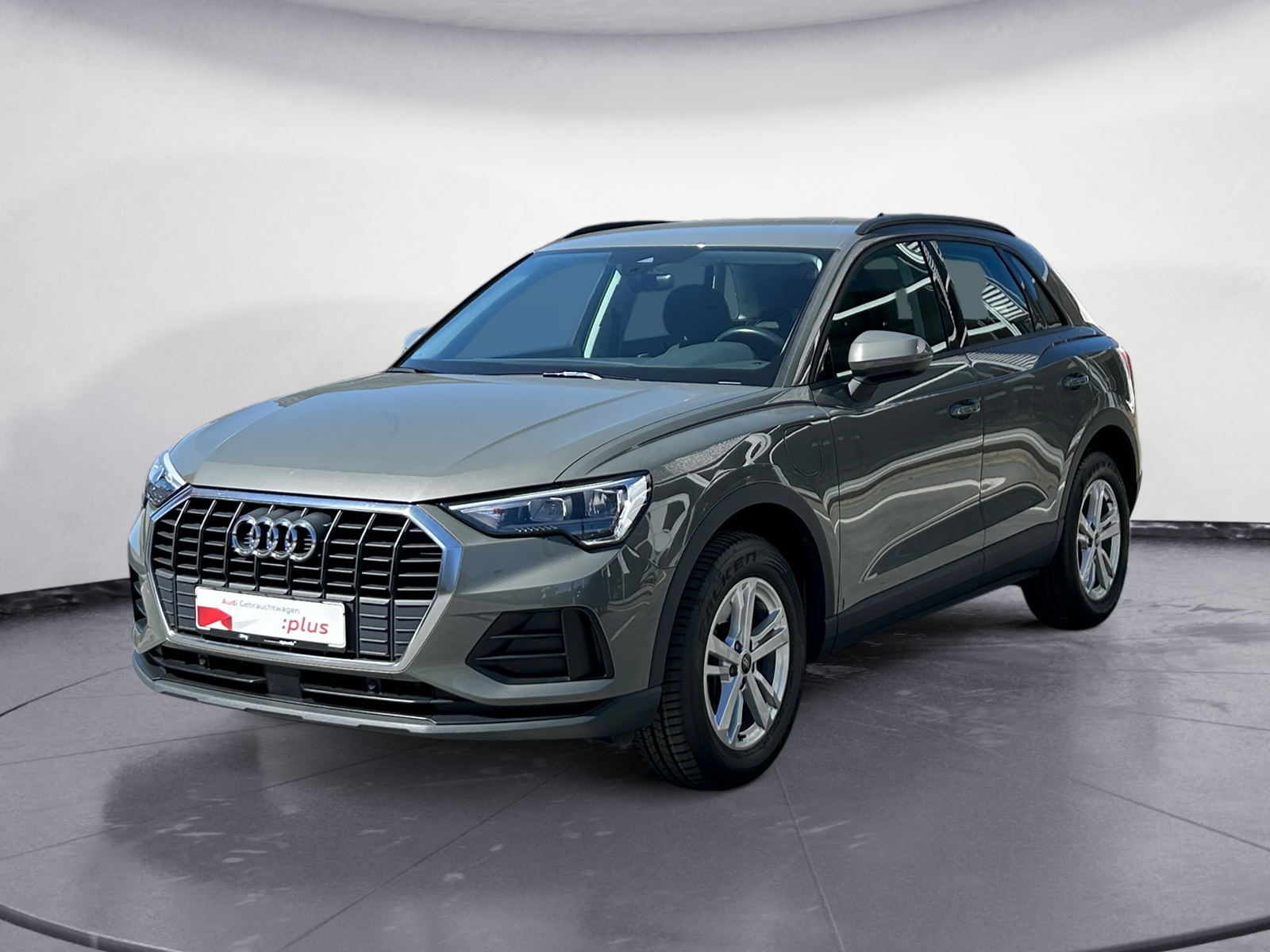 Audi - Q3 45 TFSIe S tronic