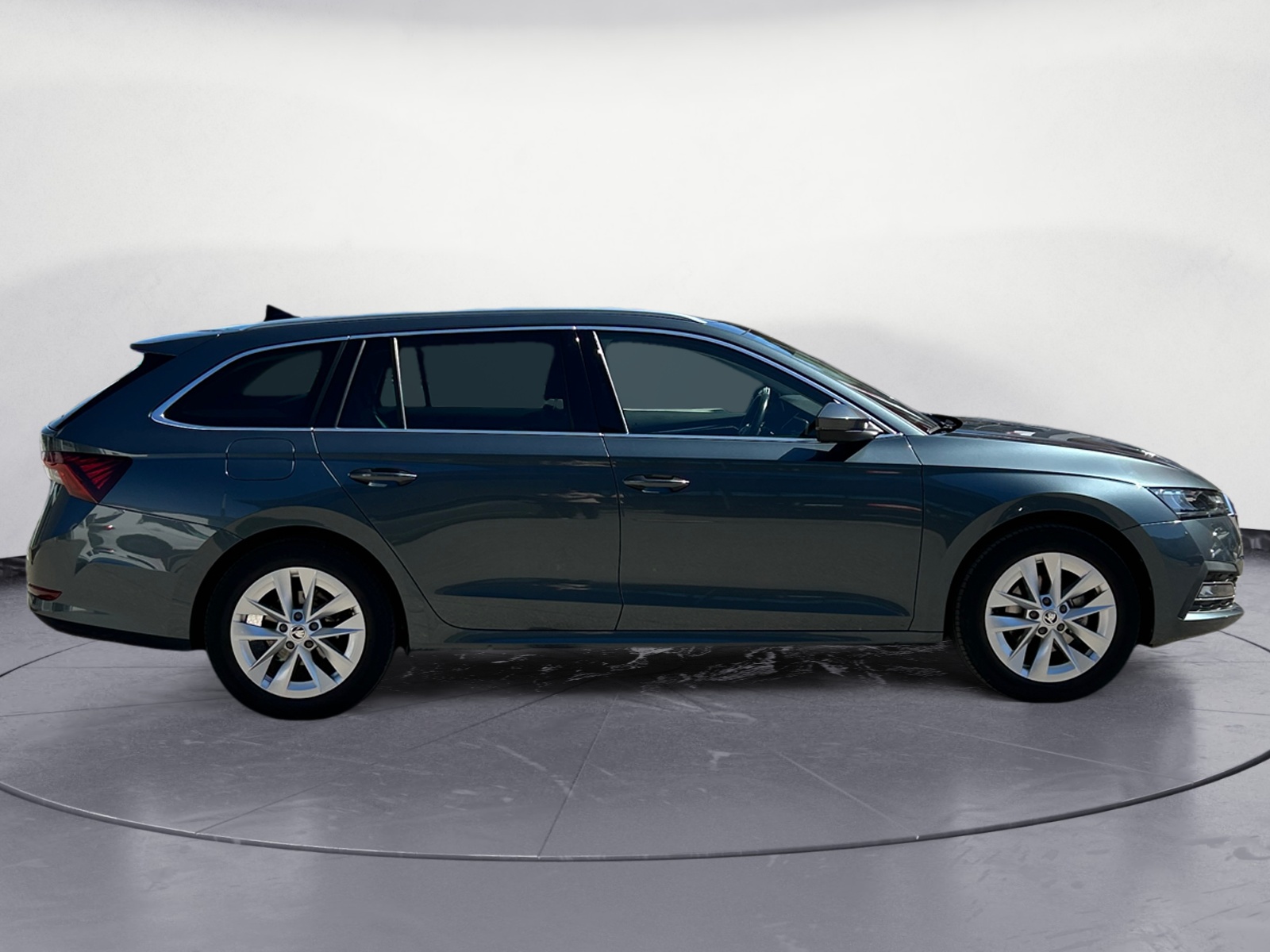 Skoda - Octavia Combi 2.0 TDI DSG Style