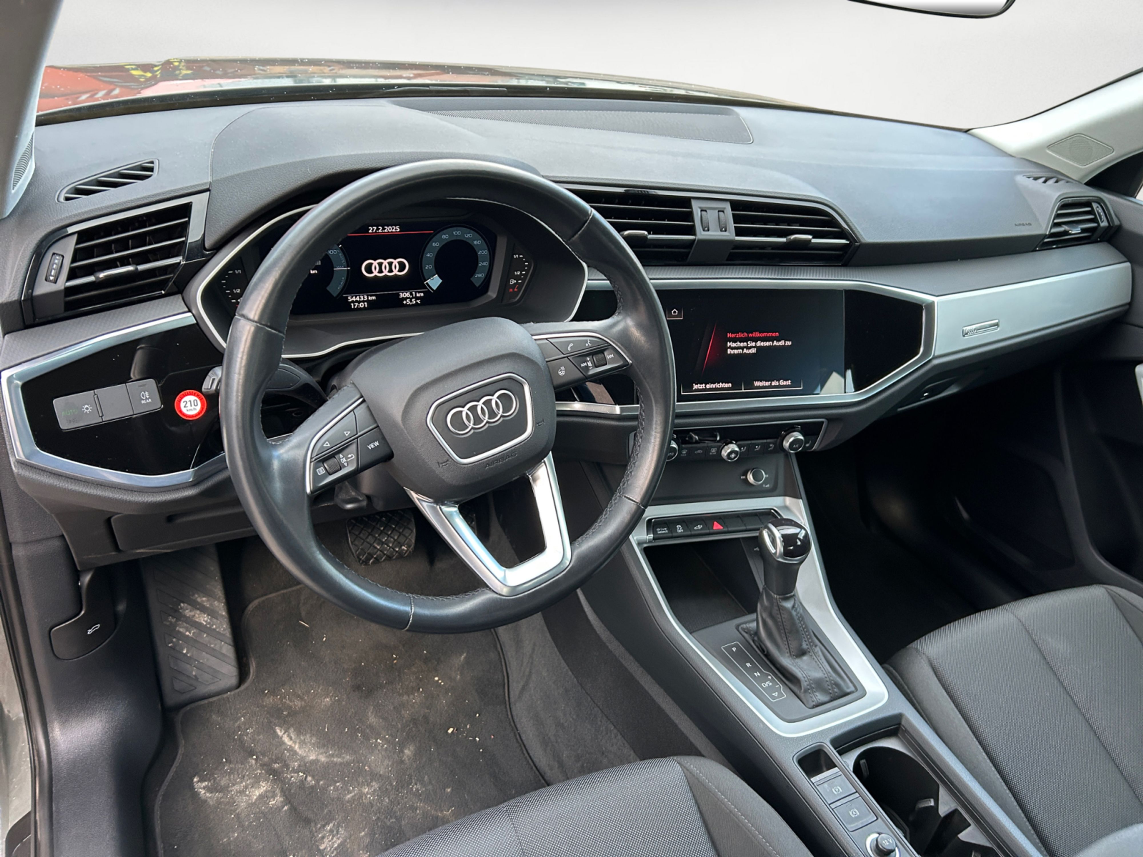 Audi - Q3 45 TFSIe S tronic