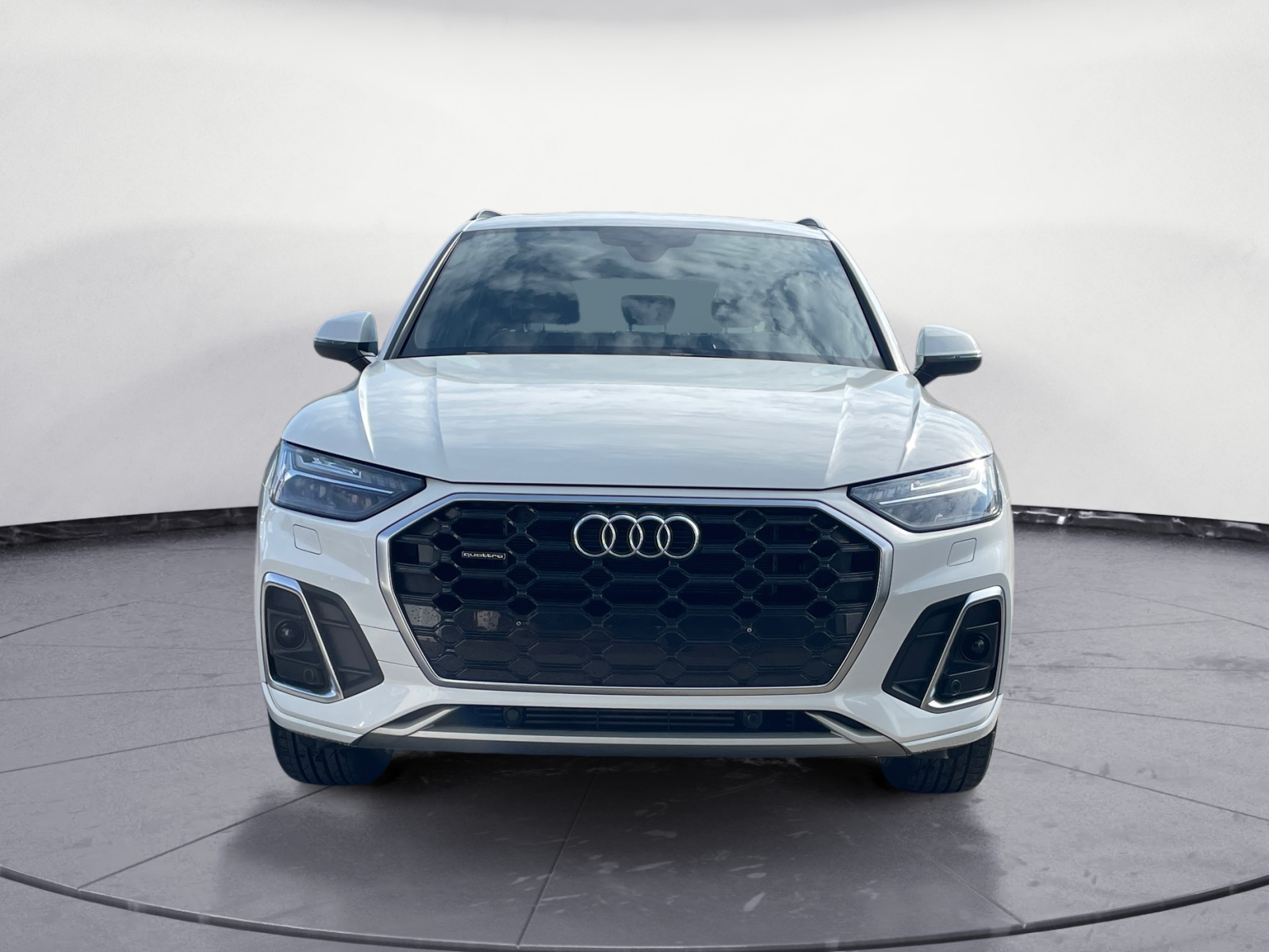 Audi - Q5 S line 55TFSI e quattro S tronic