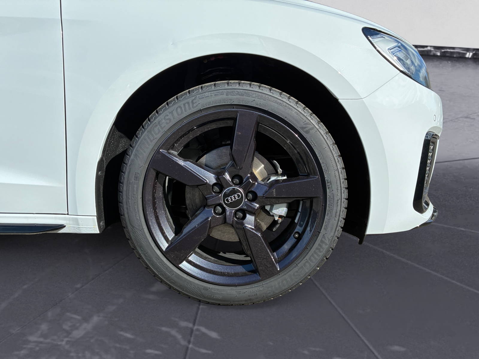 Audi - A1