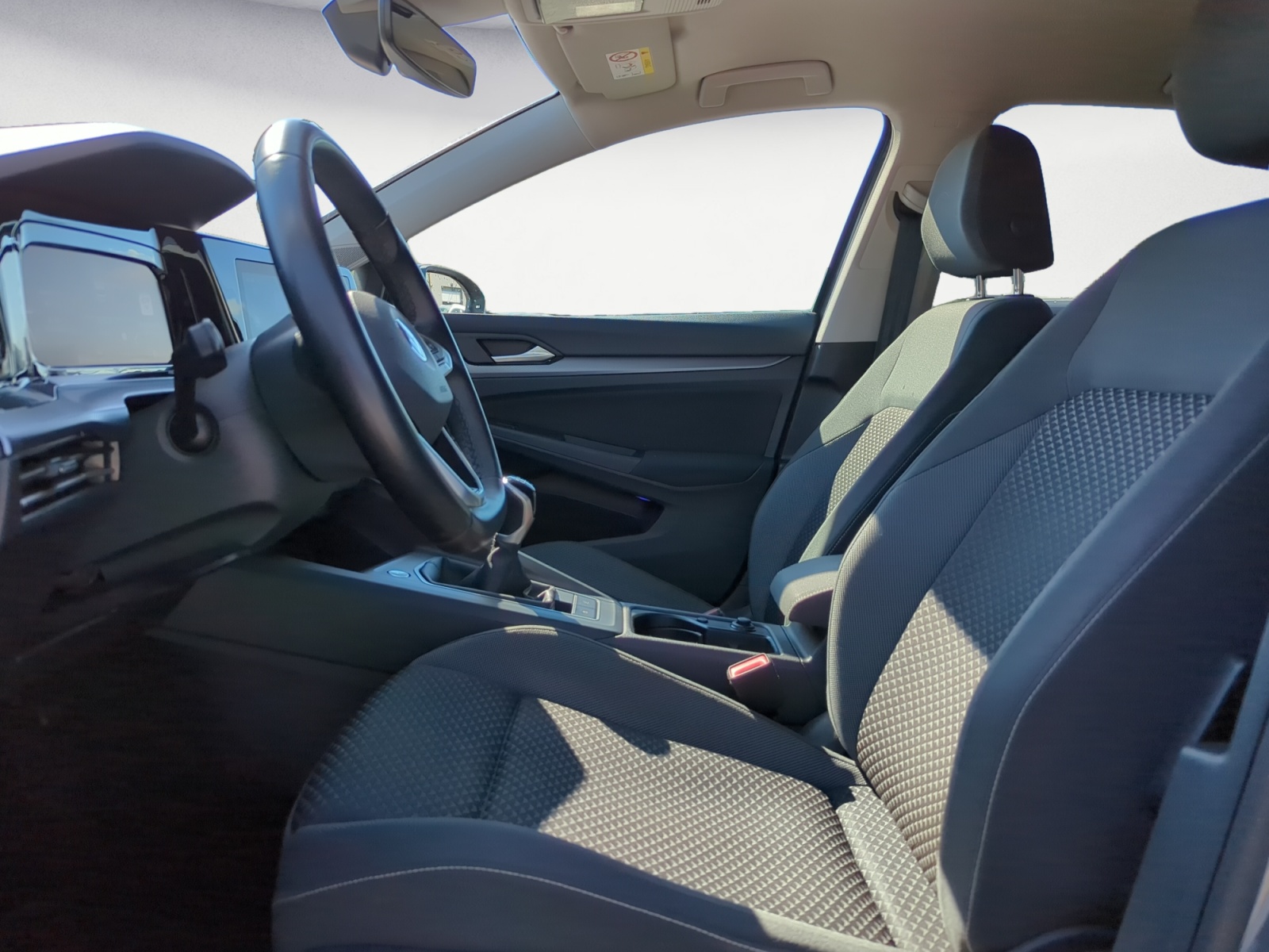 Volkswagen - Golf