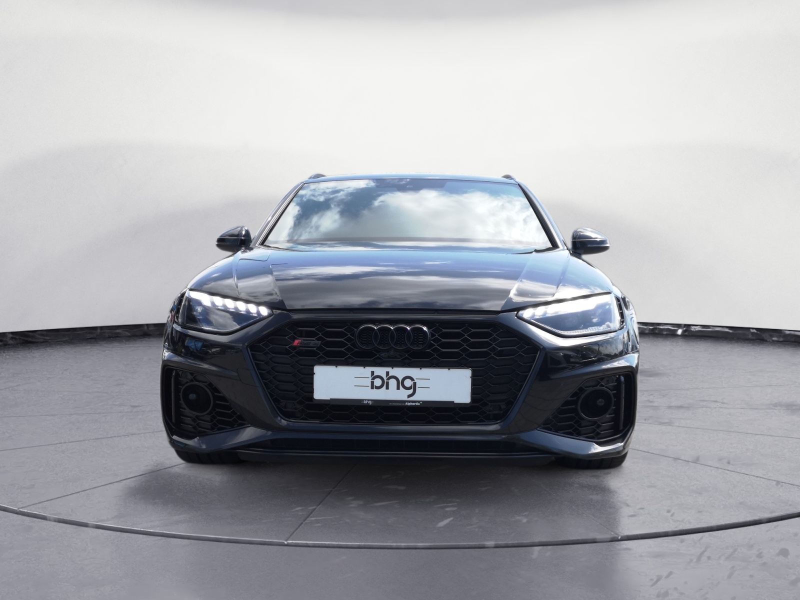 Audi - RS 4 Avant quattro tiptronic