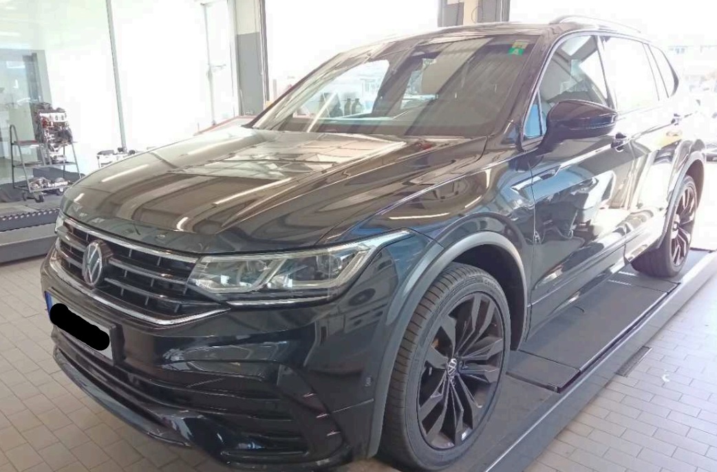 Volkswagen - Tiguan Allspace 2.0 TDI 4Motion DSG R-Line